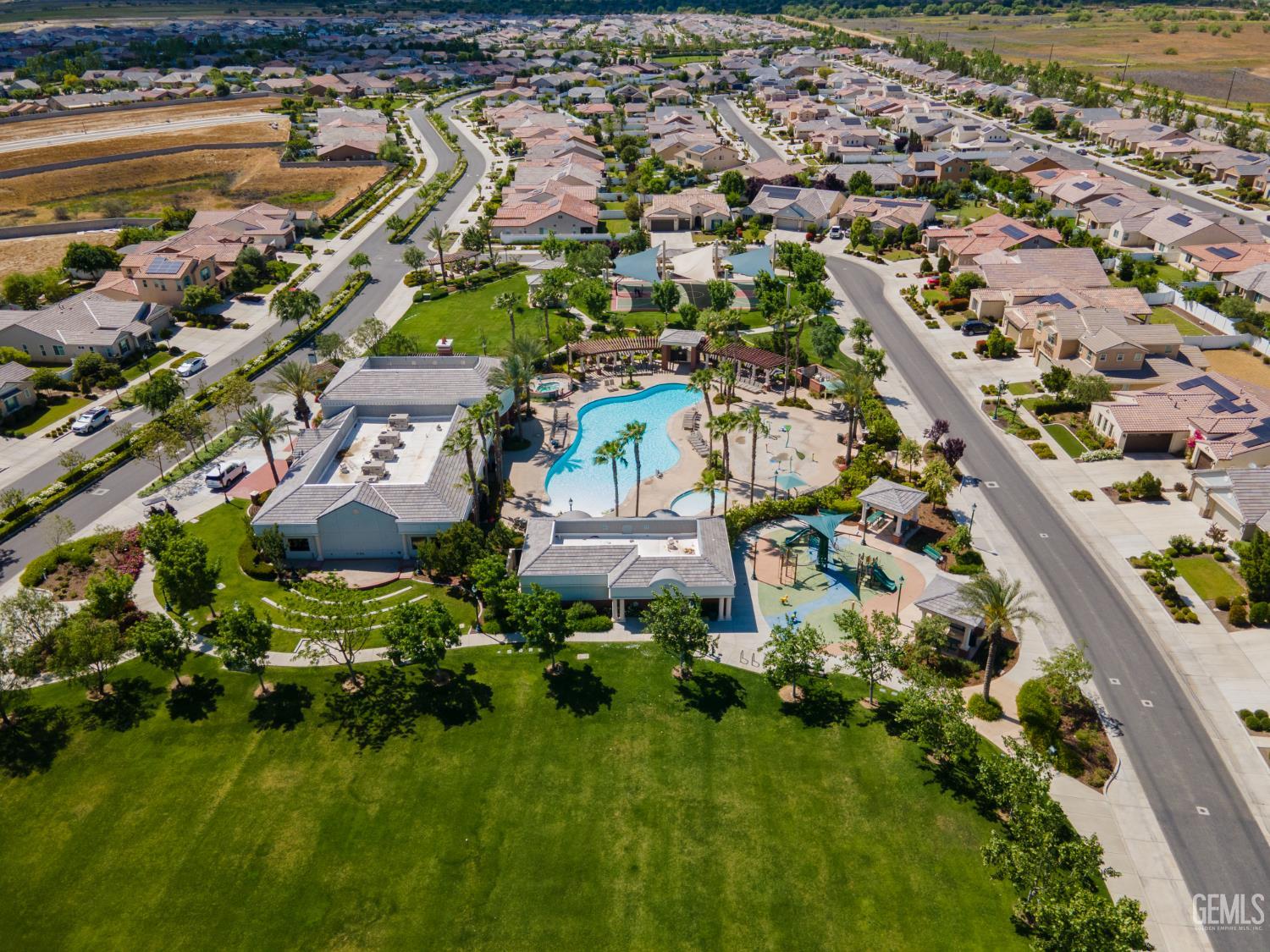 13612 Pixton Avenue — photo 5