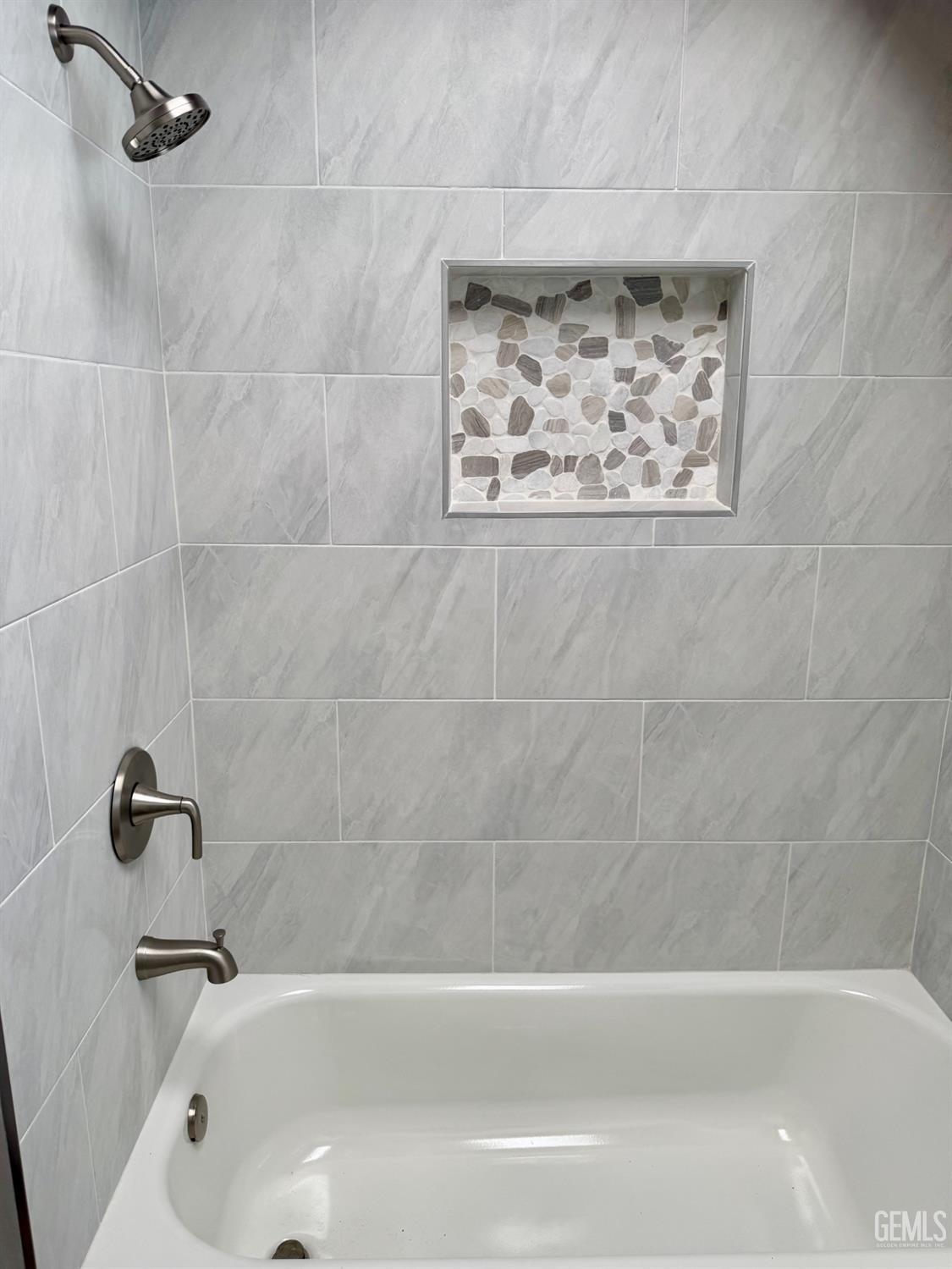 2800 Blade Avenue — photo 15