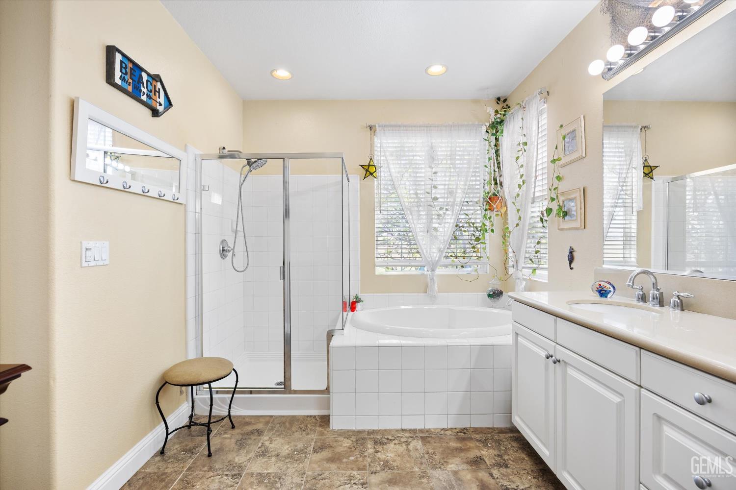 6119 Pilar Way — photo 19