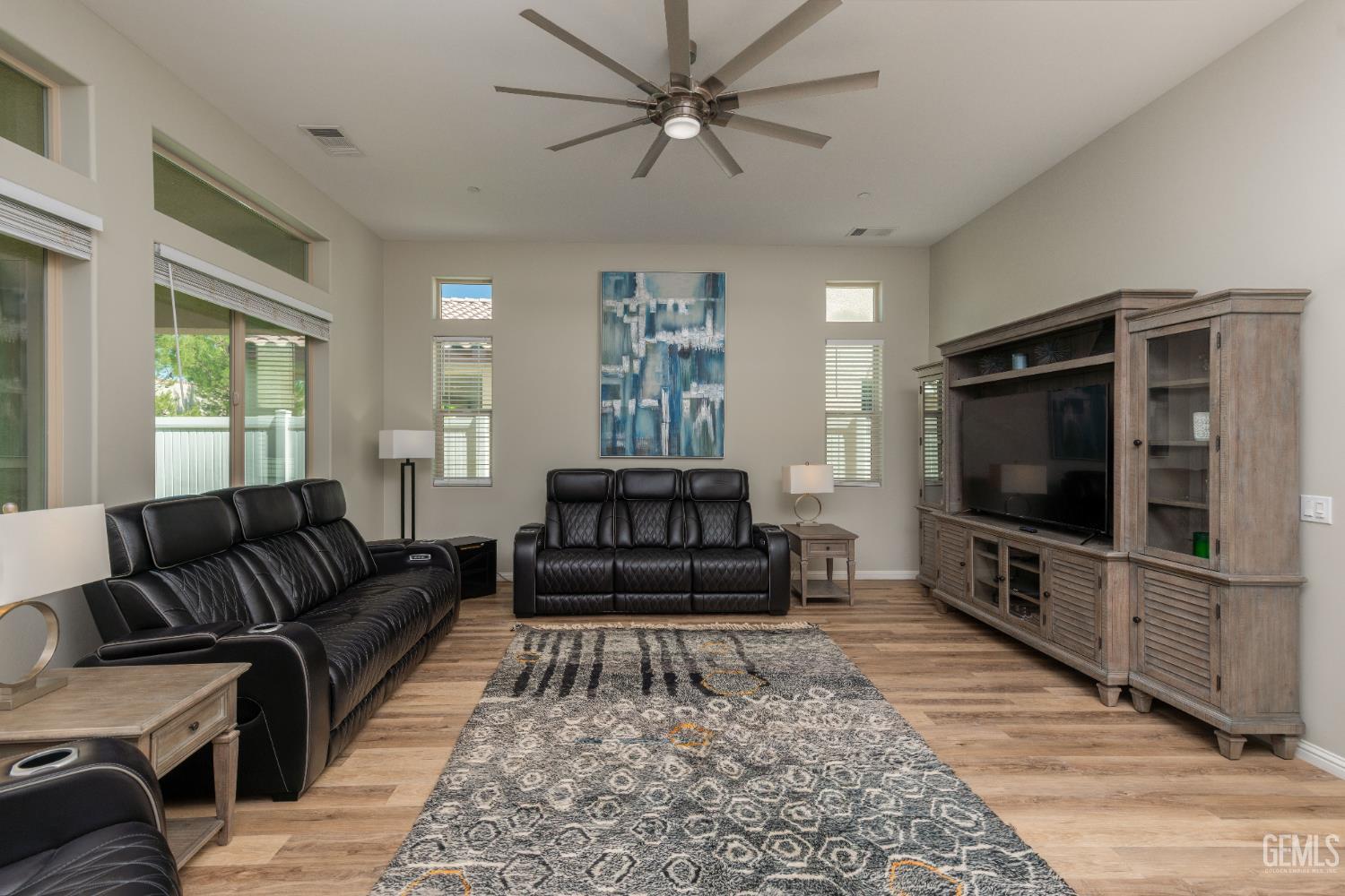 13612 Pixton Avenue — photo 4