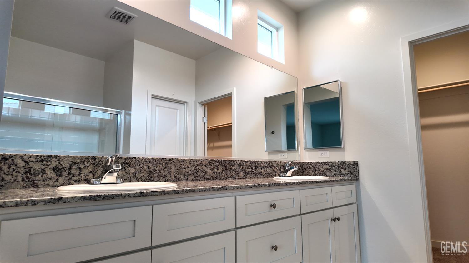 1527 Levin Street — photo 9
