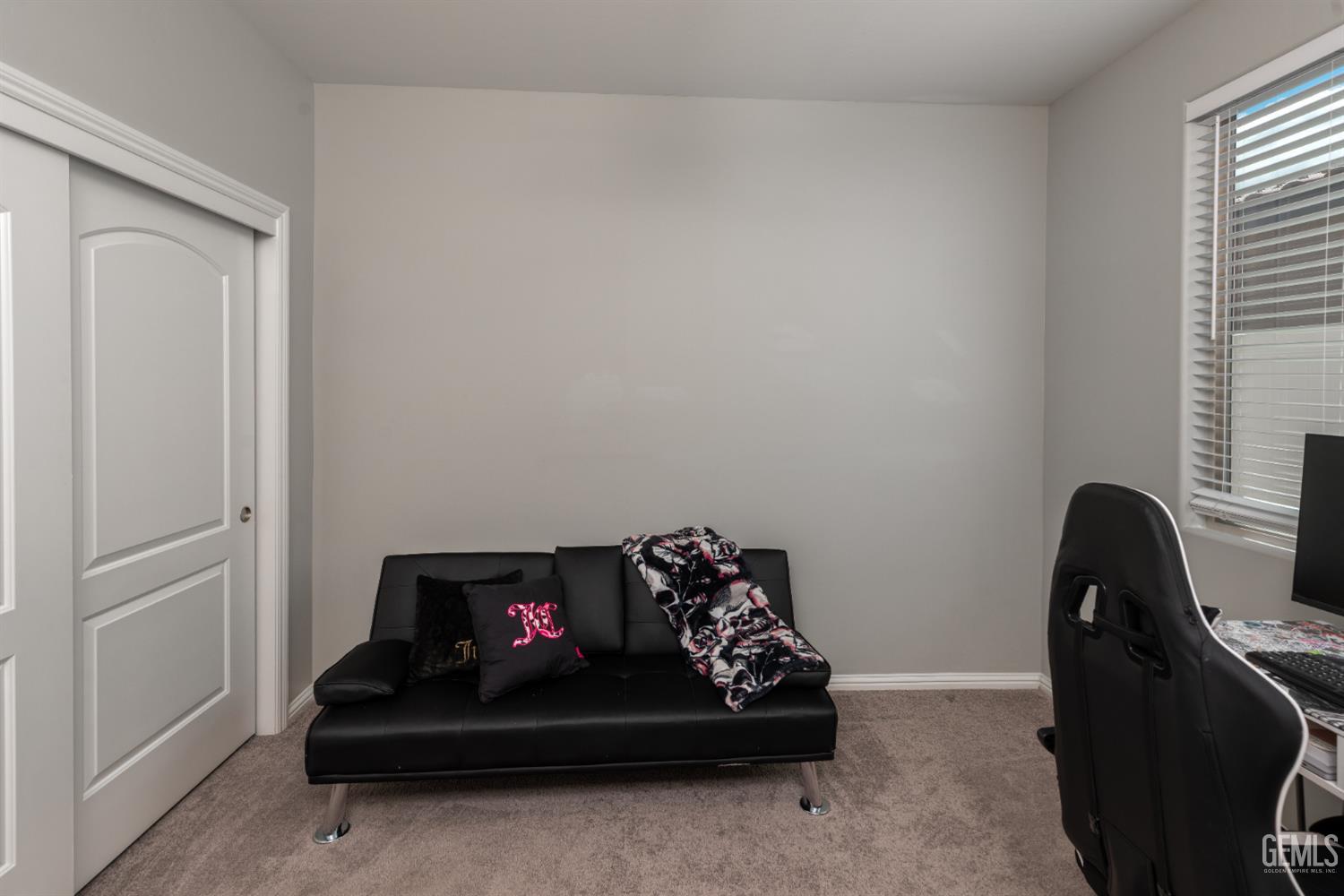 13612 Pixton Avenue — photo 22