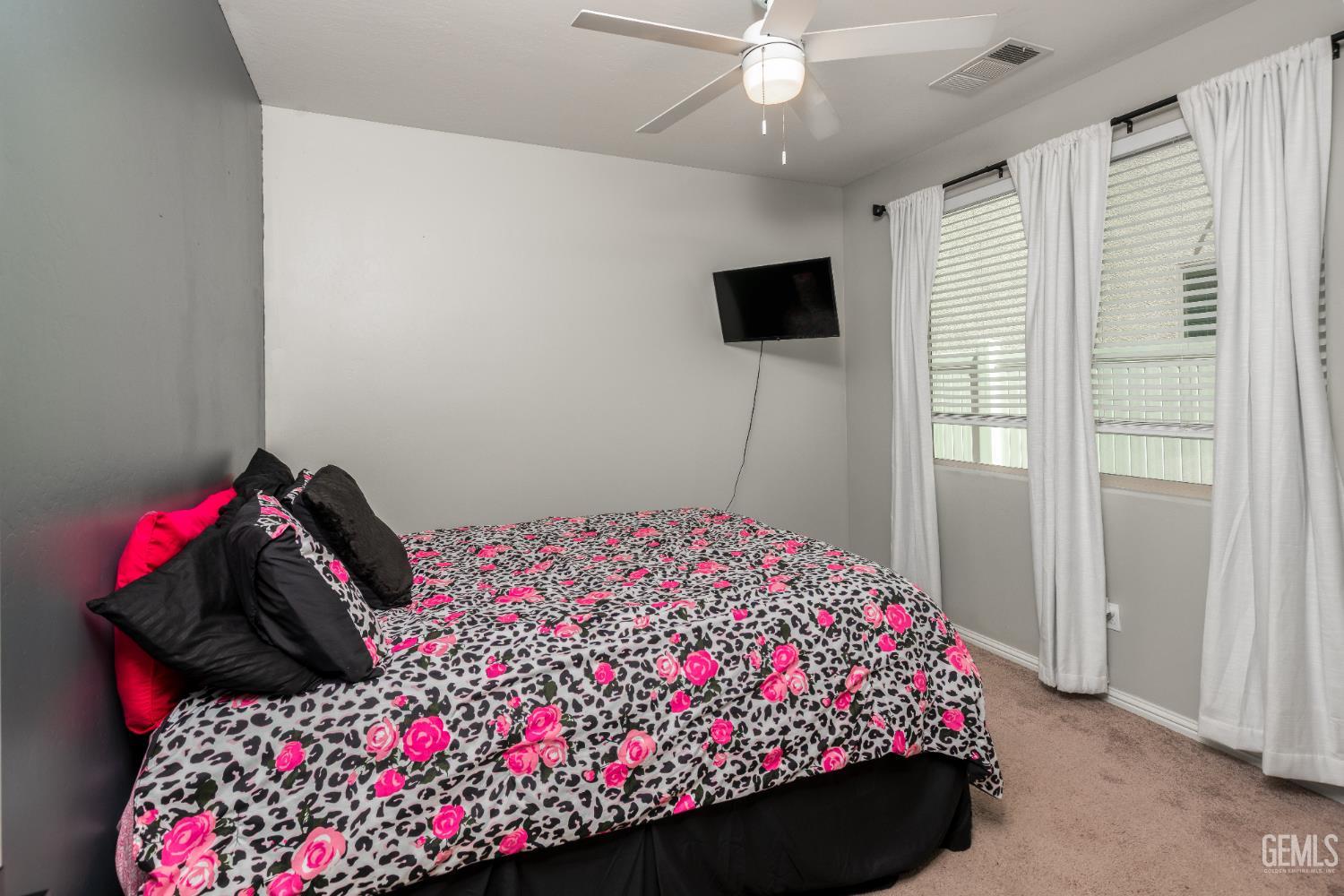 13612 Pixton Avenue — photo 27