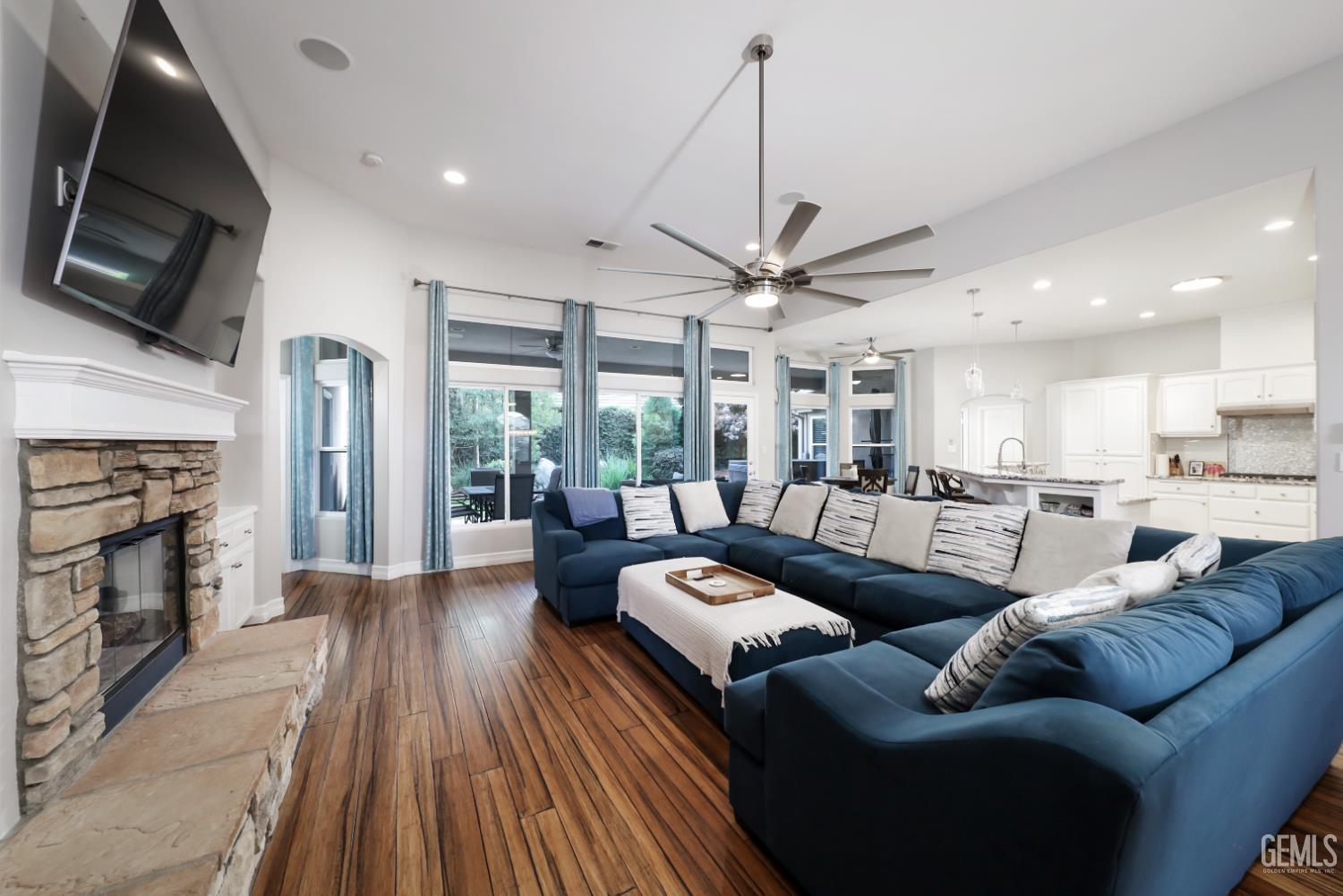 8907 Cashmere Court — photo 13