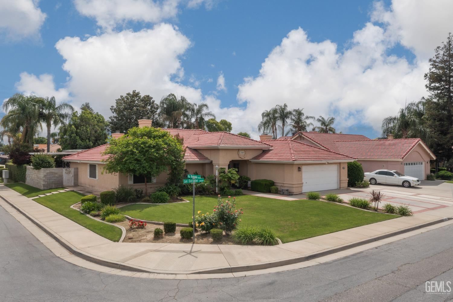 13801 Las Entradas — photo 3