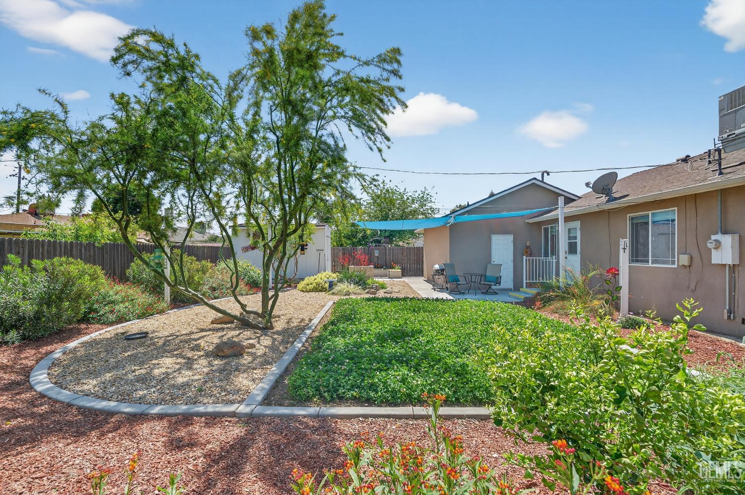 402 Westwood Street — photo 14