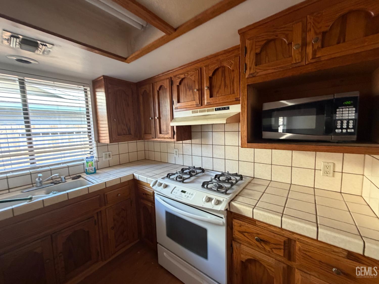 4108 Sugar Cane Avenue — photo 5