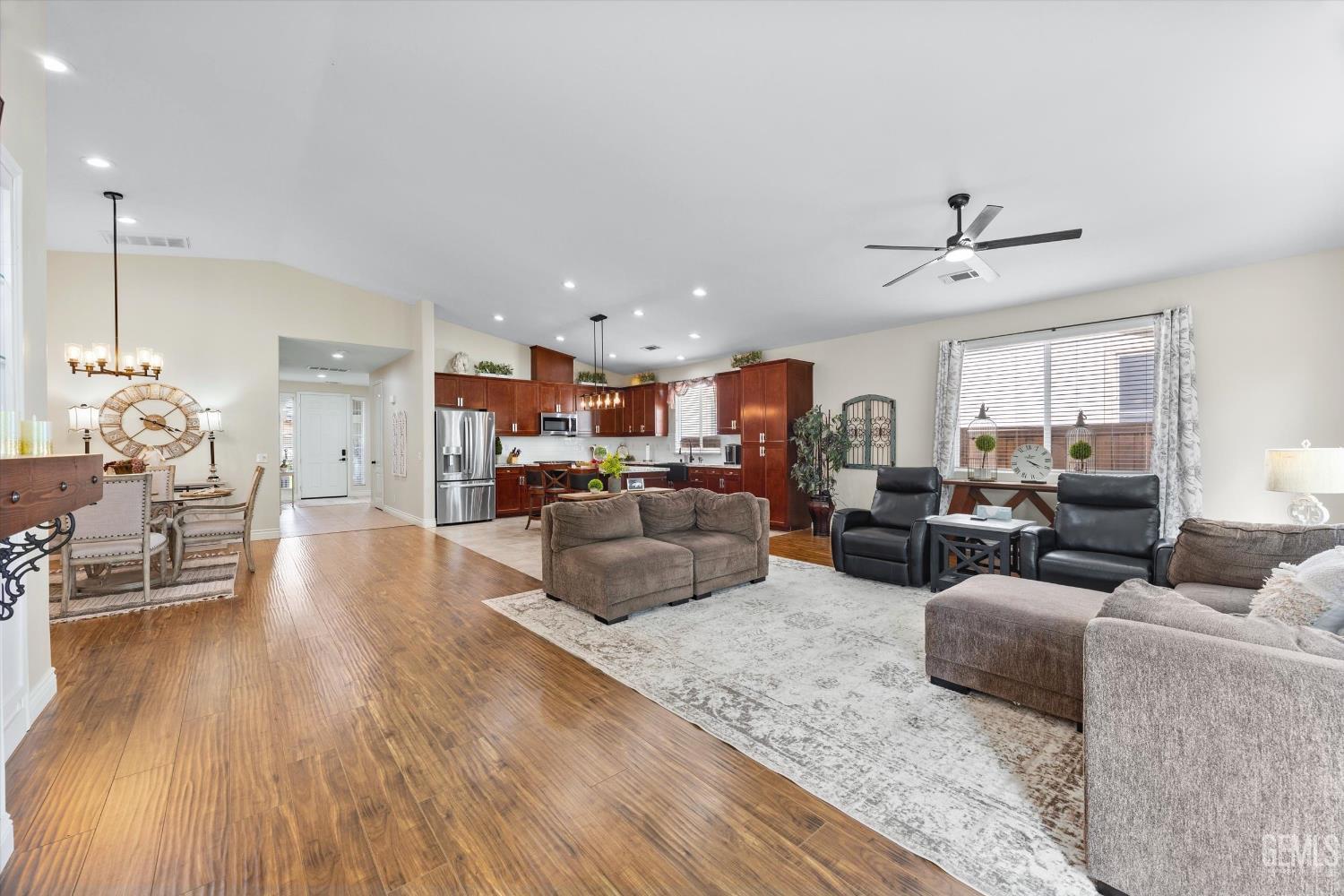 10105 Besancon Way — photo 14