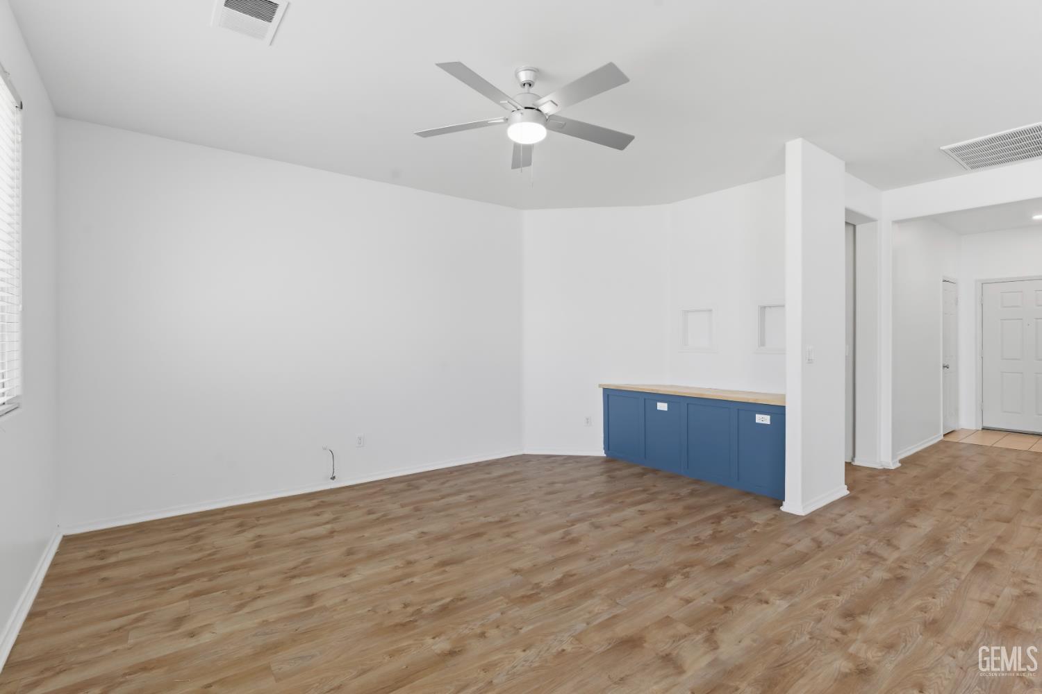 11910 Compass Avenue — photo 15