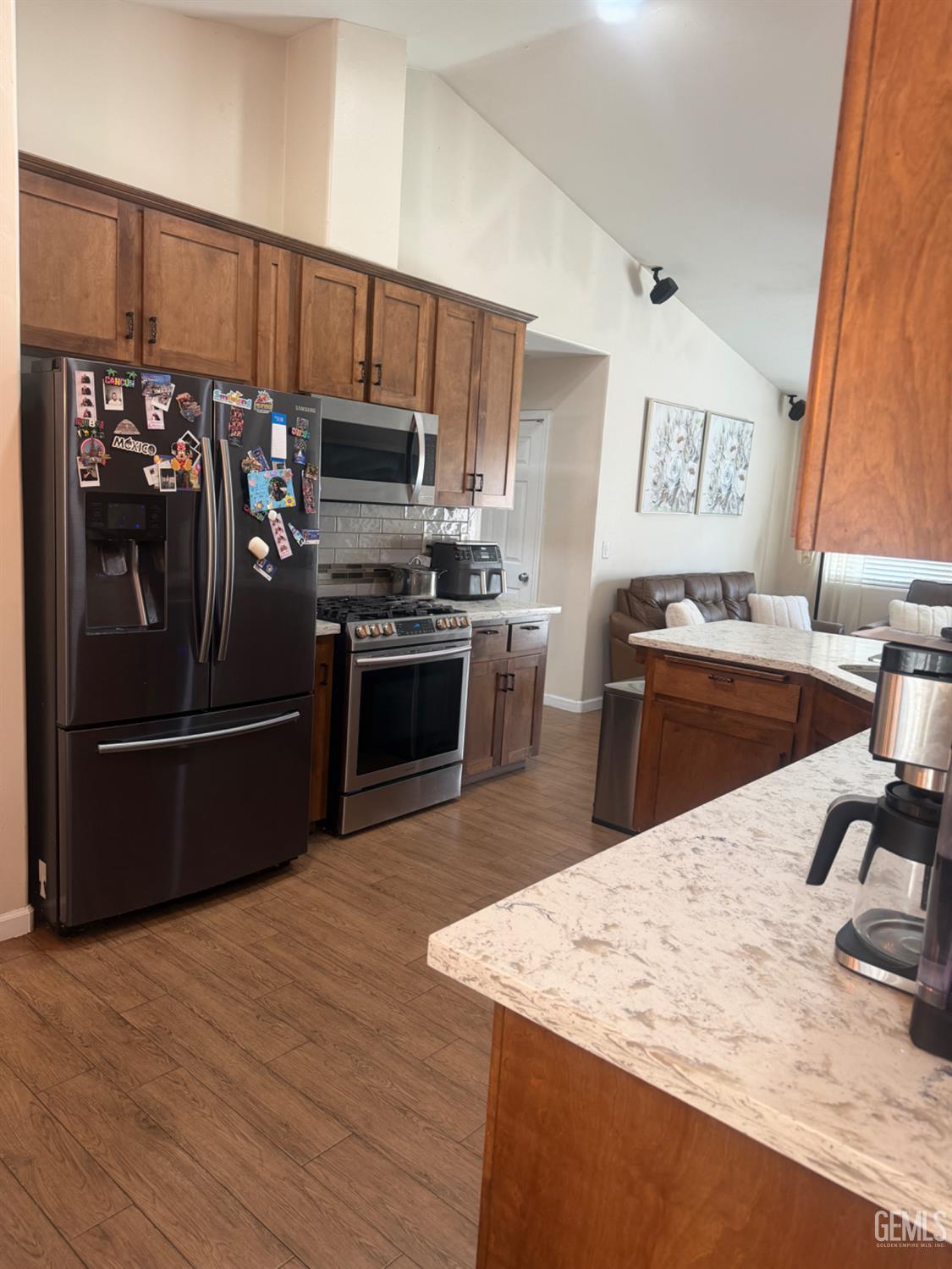 300 E war admiral Drive — photo 15