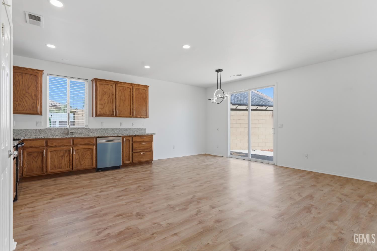 11910 Compass Avenue — photo 11