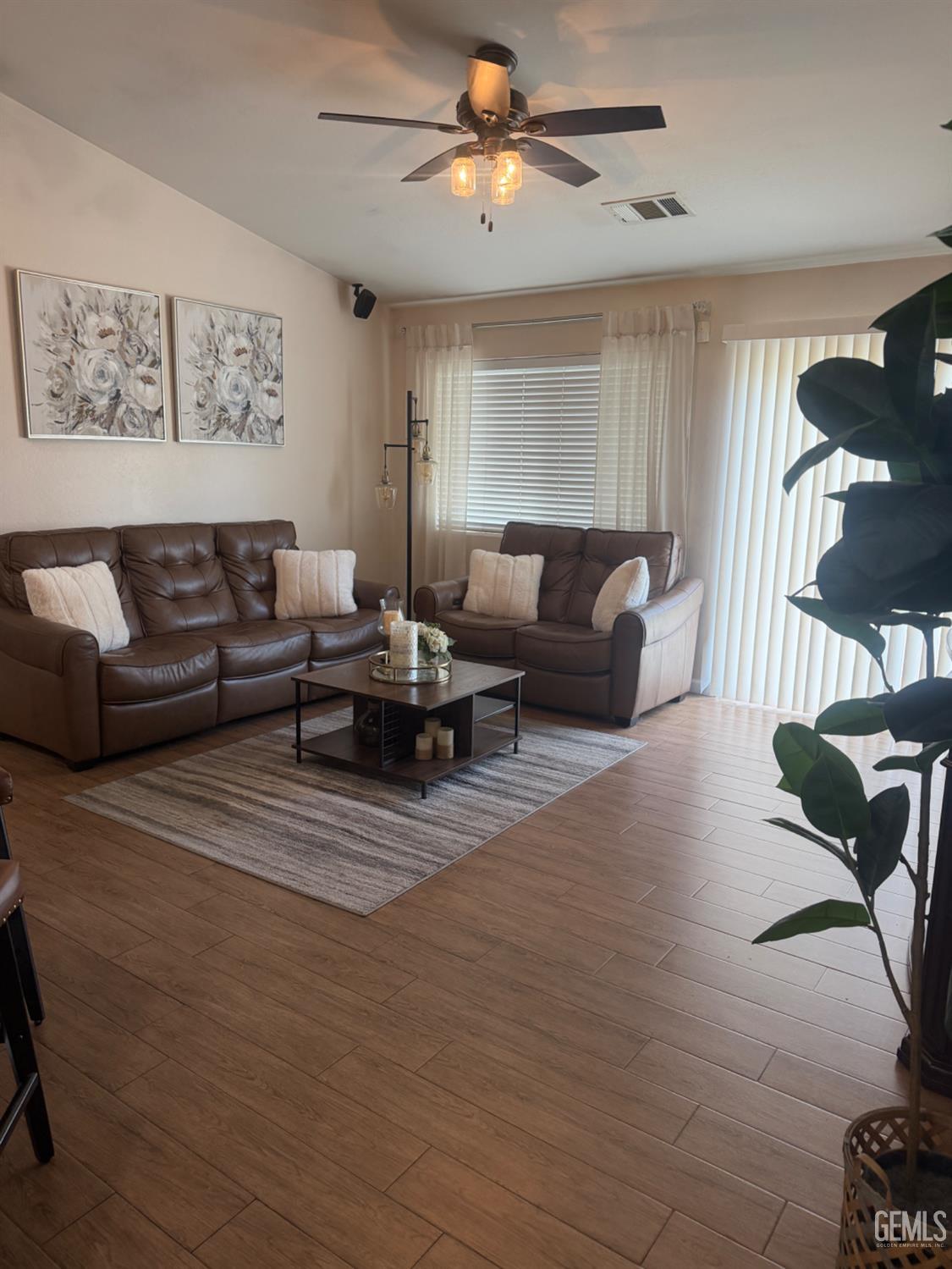 300 E war admiral Drive — photo 26