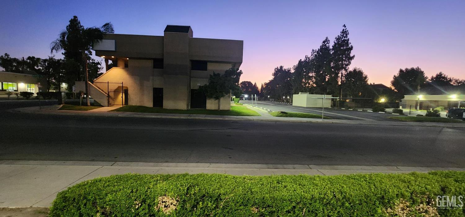 4600 American Avenue — photo 11