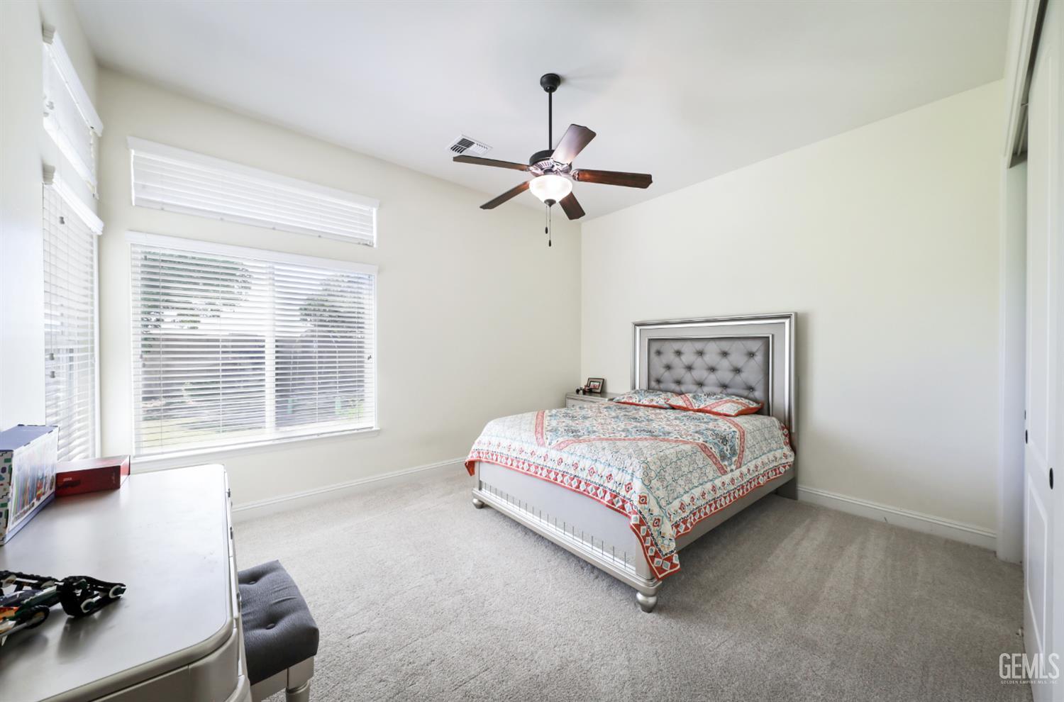10117 Silverthorne Drive — photo 13