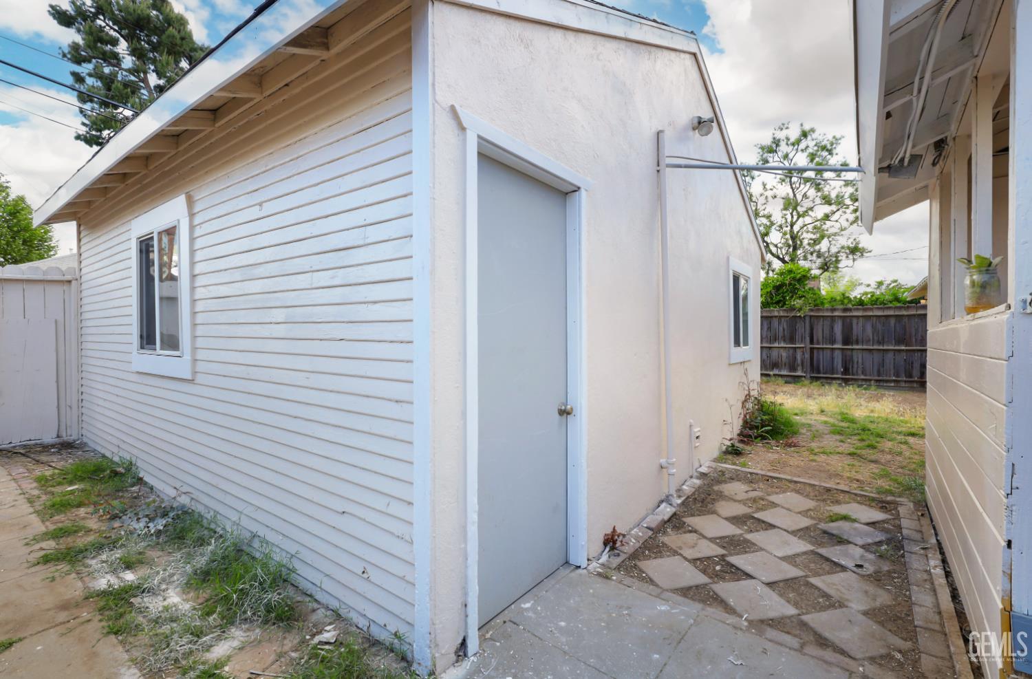2231 Sunset Avenue — photo 22