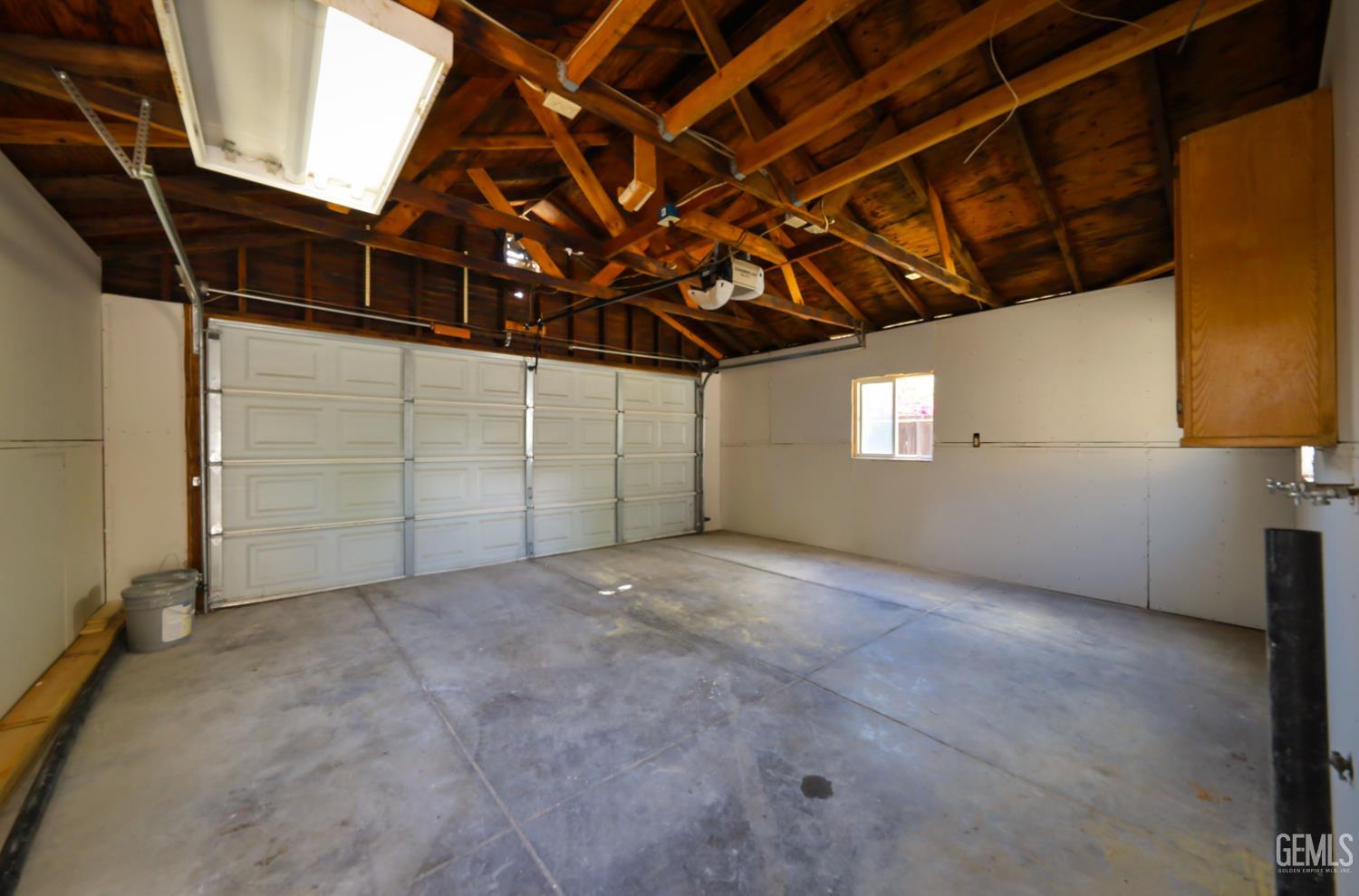 2231 Sunset Avenue — photo 23