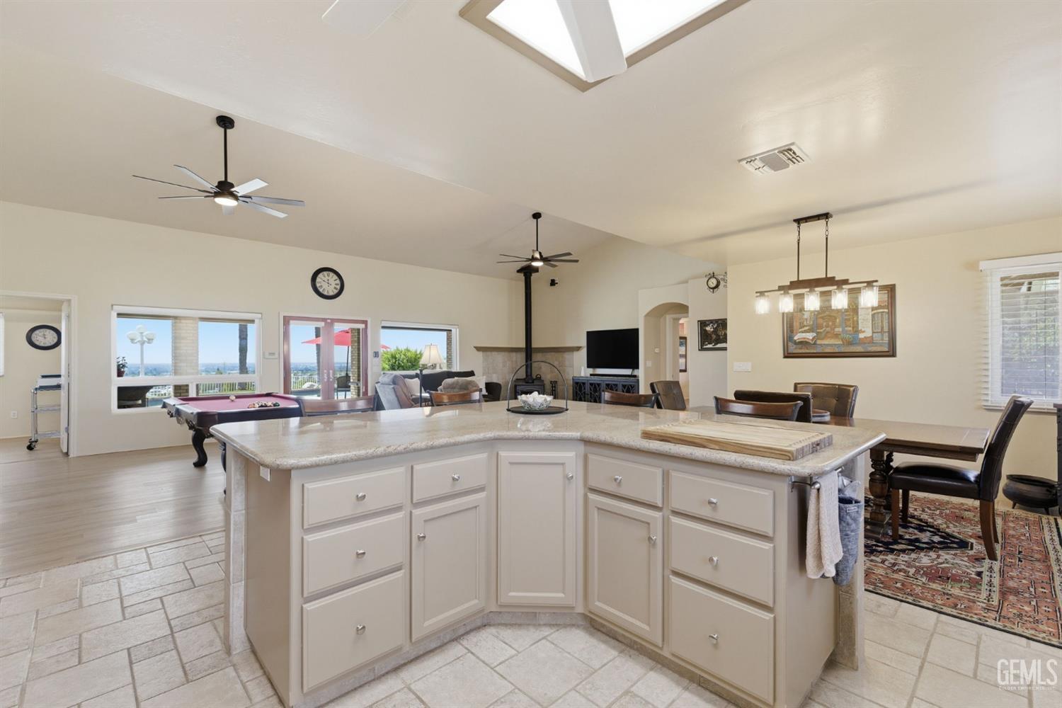 5056 N Hills Drive — photo 33
