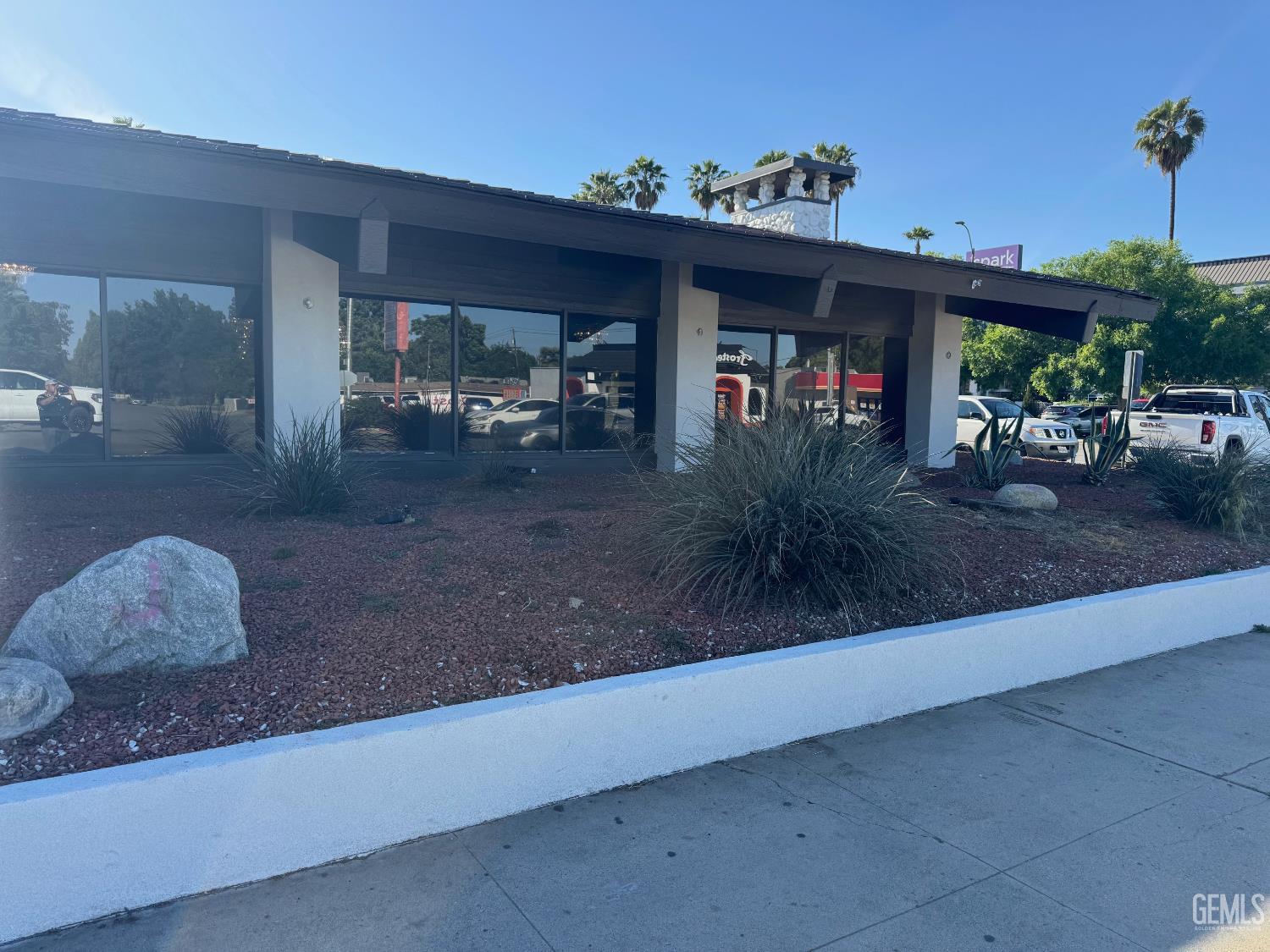 955 Oak Street — photo 3