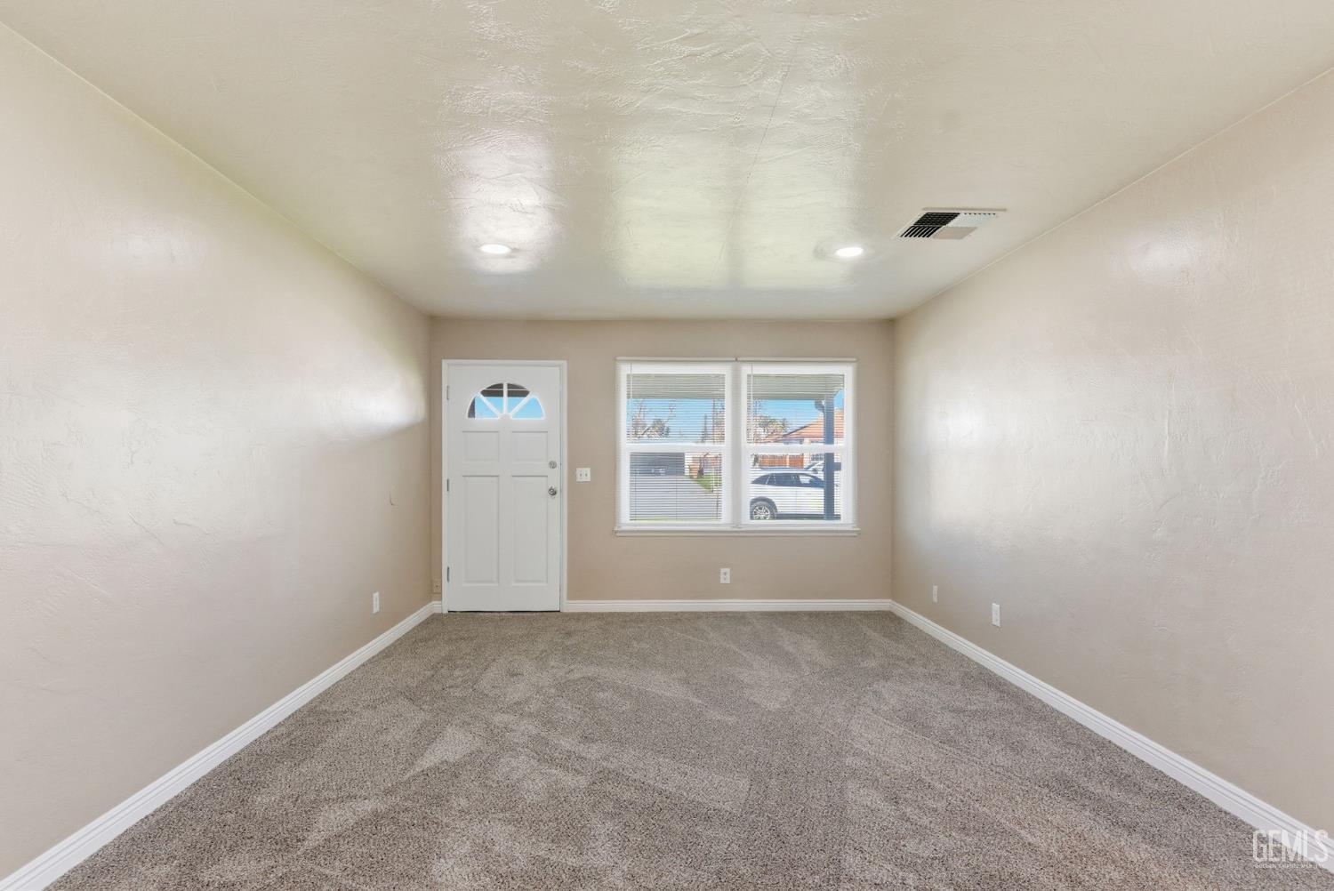 439 Arvin Street — photo 4