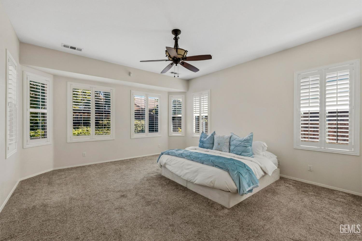 6409 Dover Place — photo 32