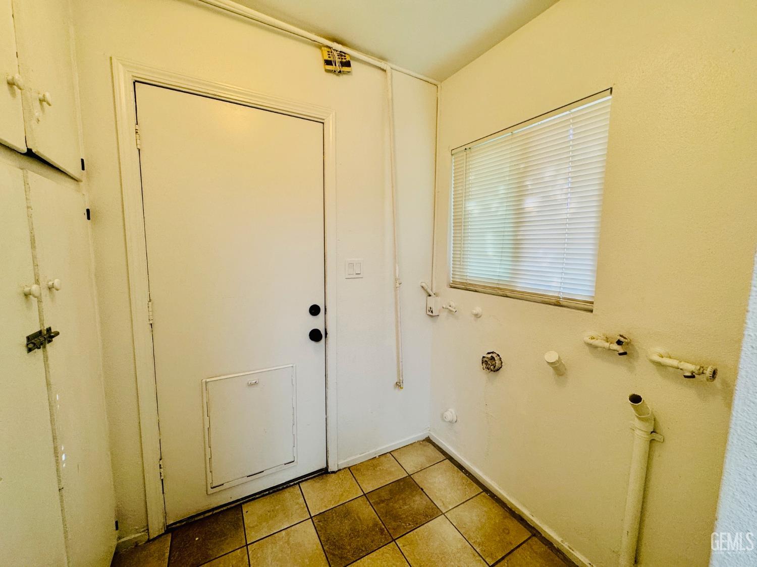 3613 Granada Avenue — photo 16