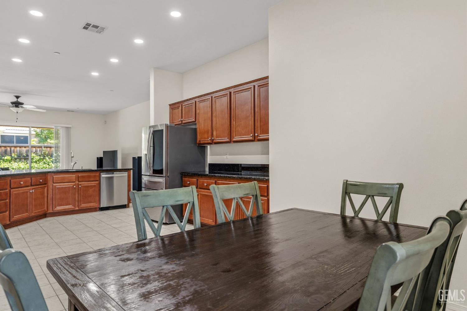 6409 Dover Place — photo 24