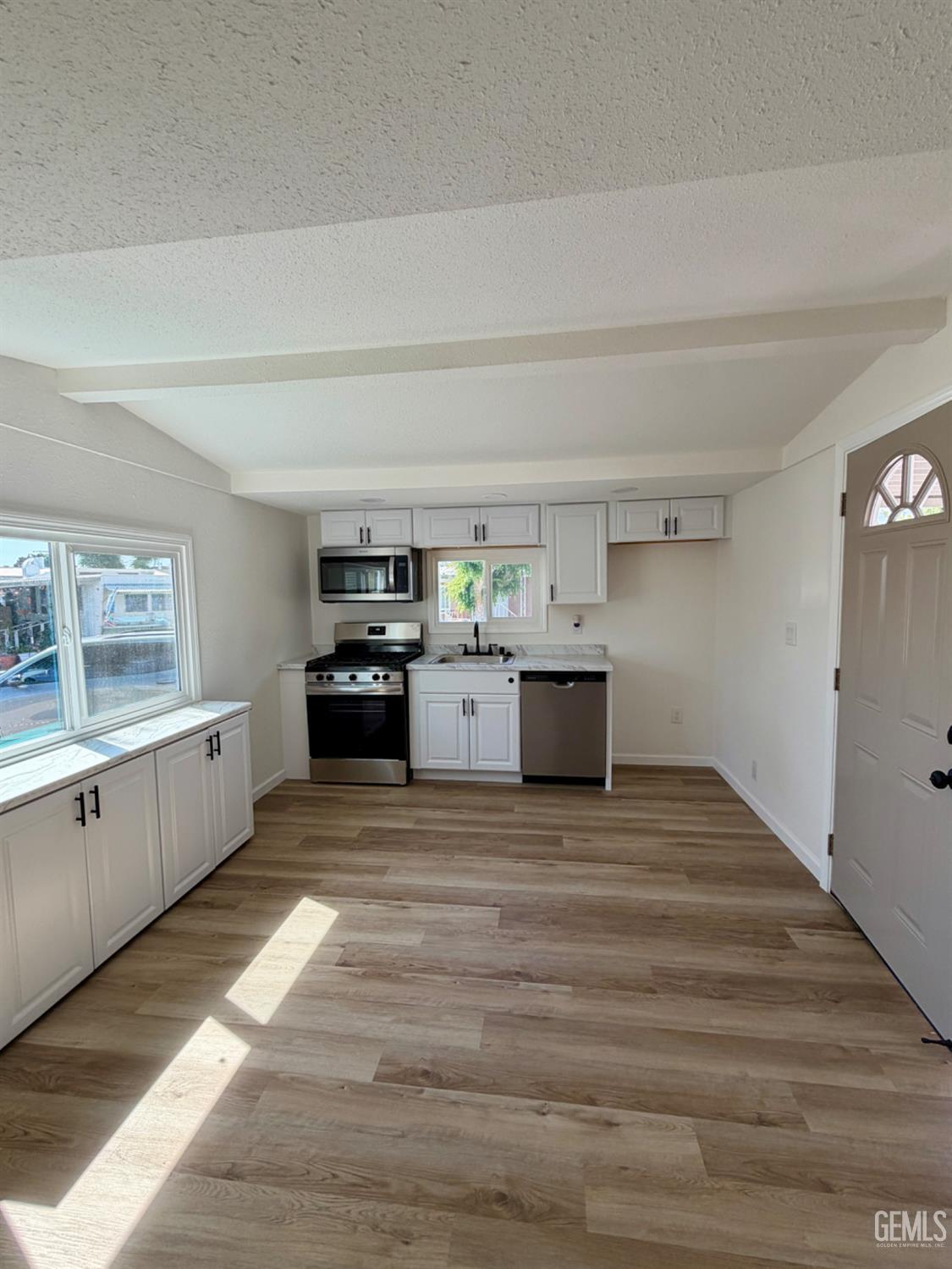 3458 Michelaine — photo 7