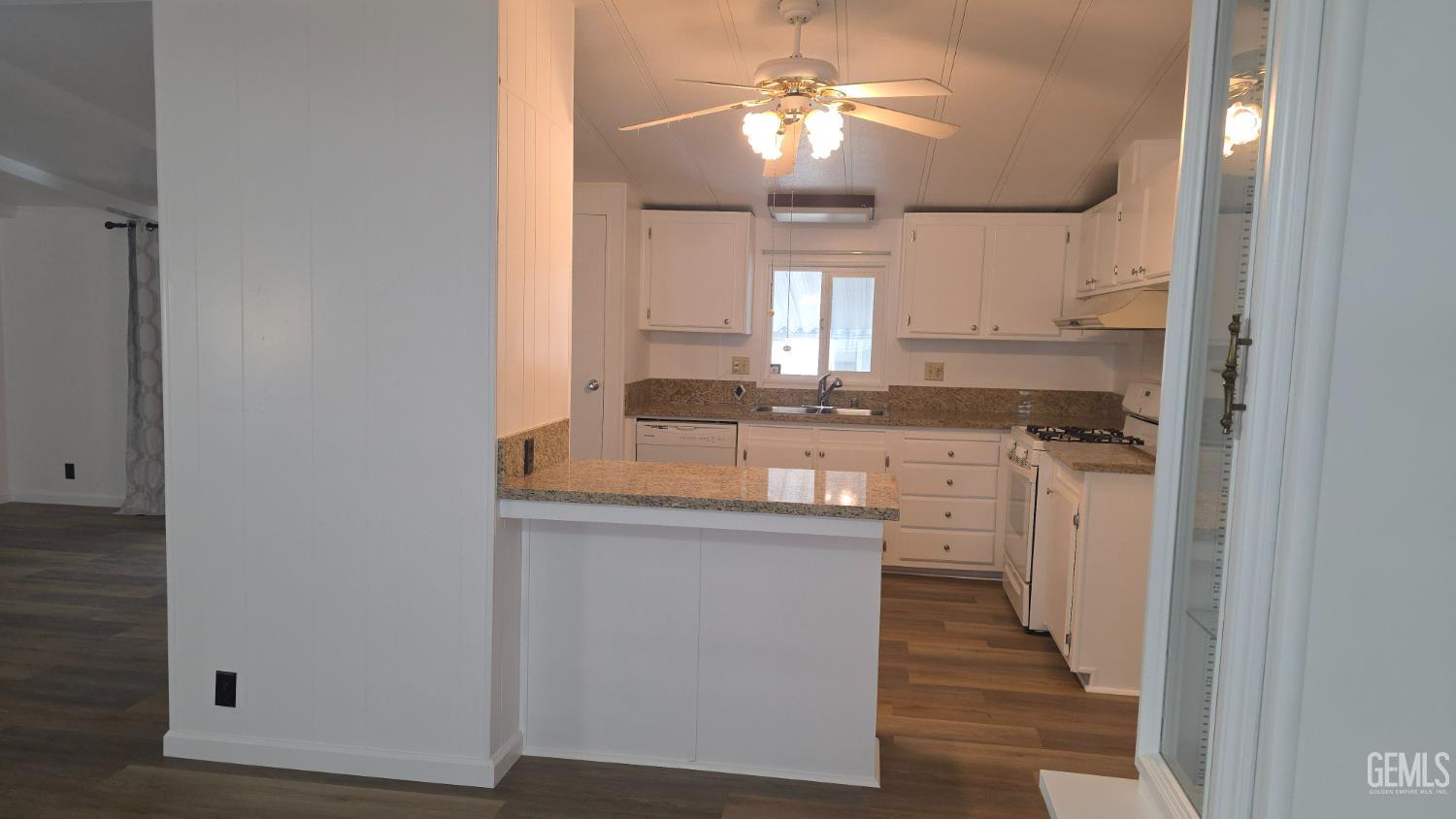 190 Par Lane — photo 11