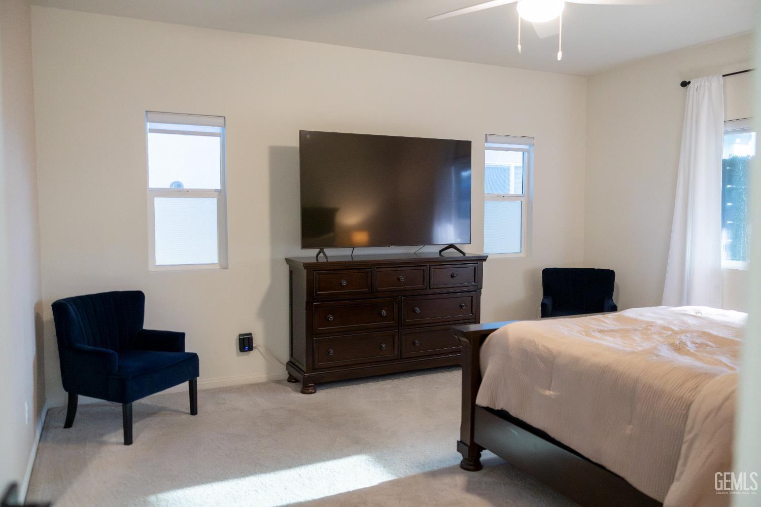 7418 Koyuk River Street — photo 26