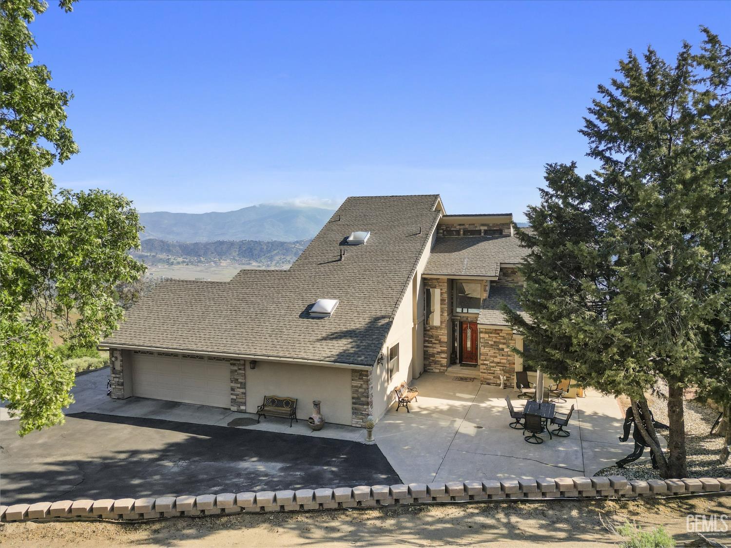 24930 Paramount Drive — photo 4