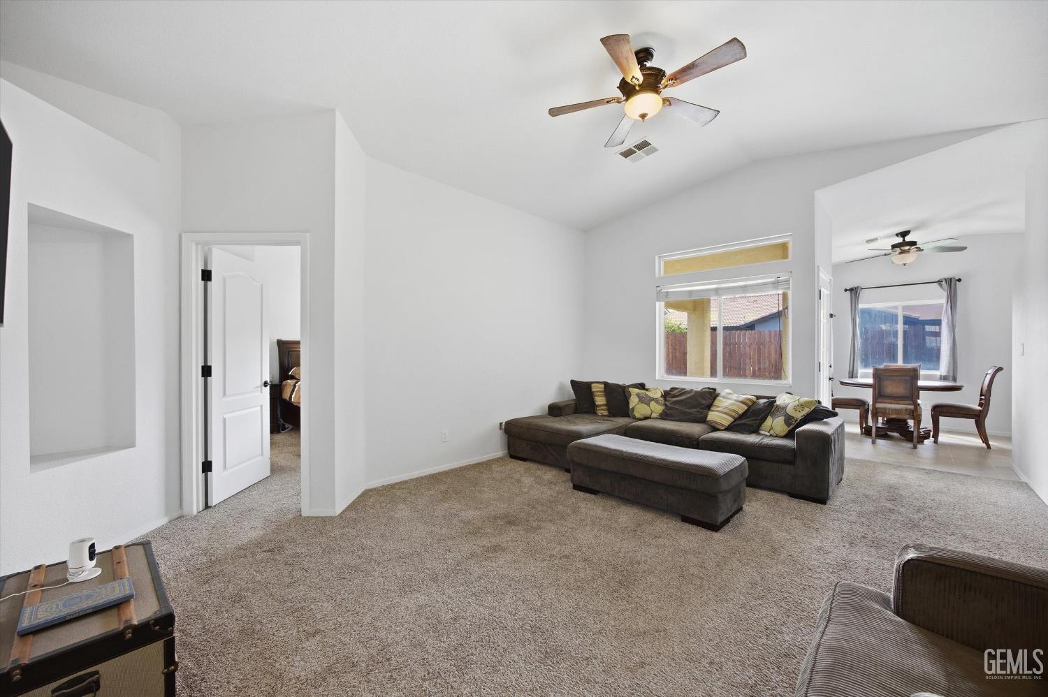 4517 Kaytlain Avenue — photo 7