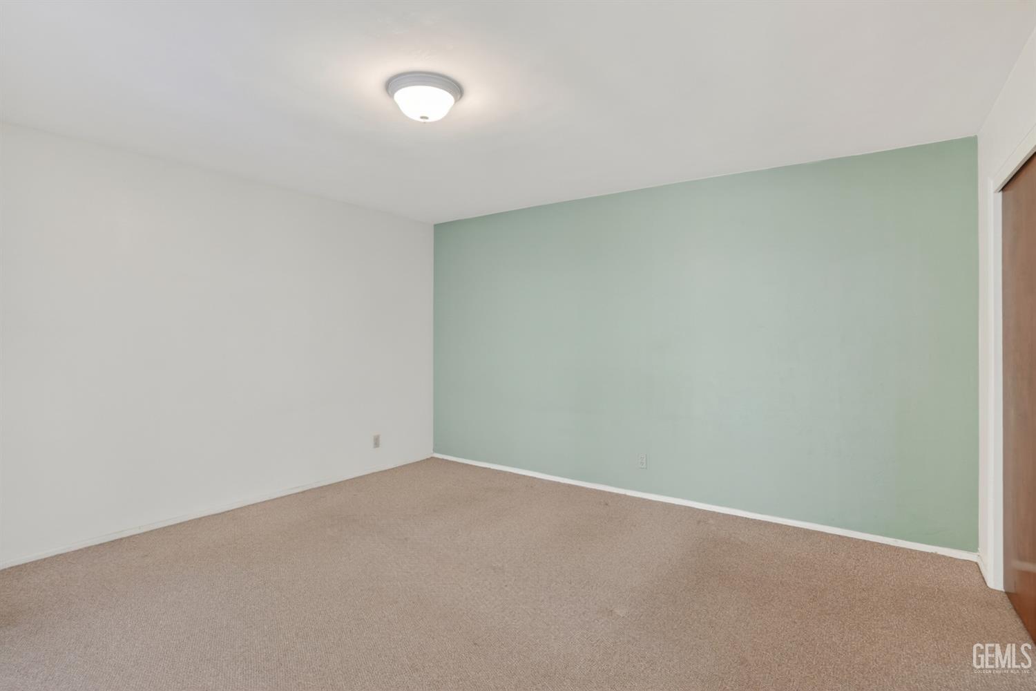 6117 Euclid Avenue — photo 13