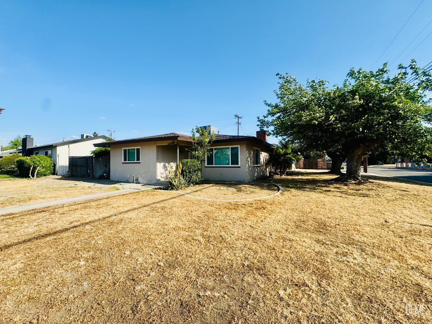 3613 Granada Avenue — photo 5