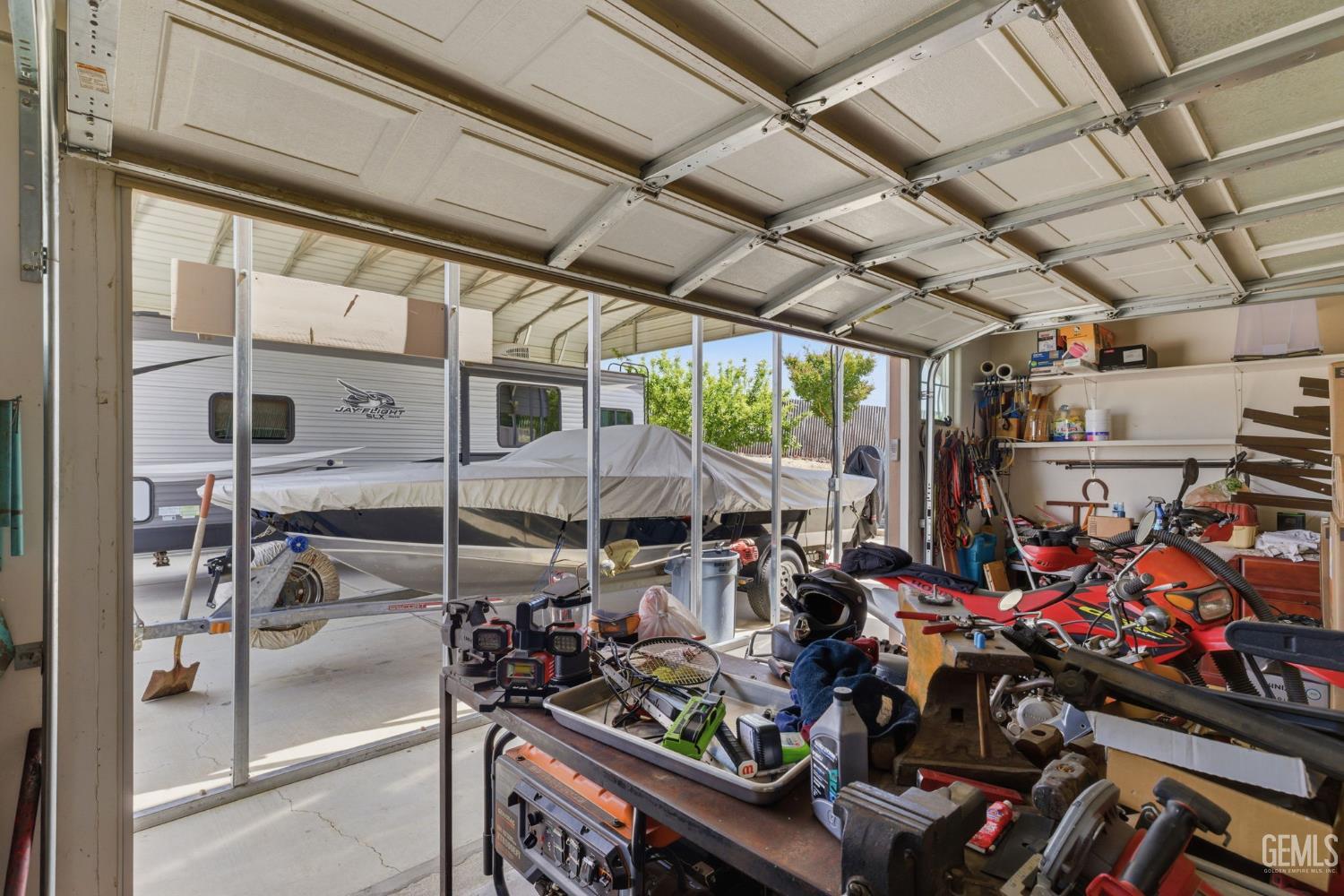 5056 N Hills Drive — photo 8