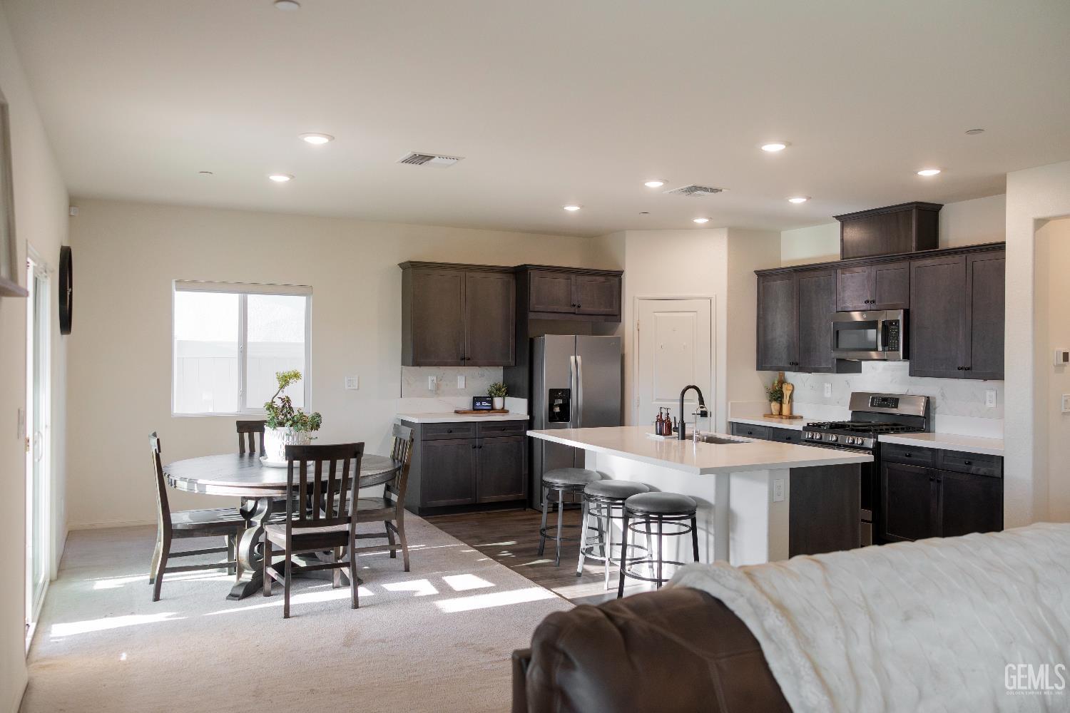 7418 Koyuk River Street — photo 14
