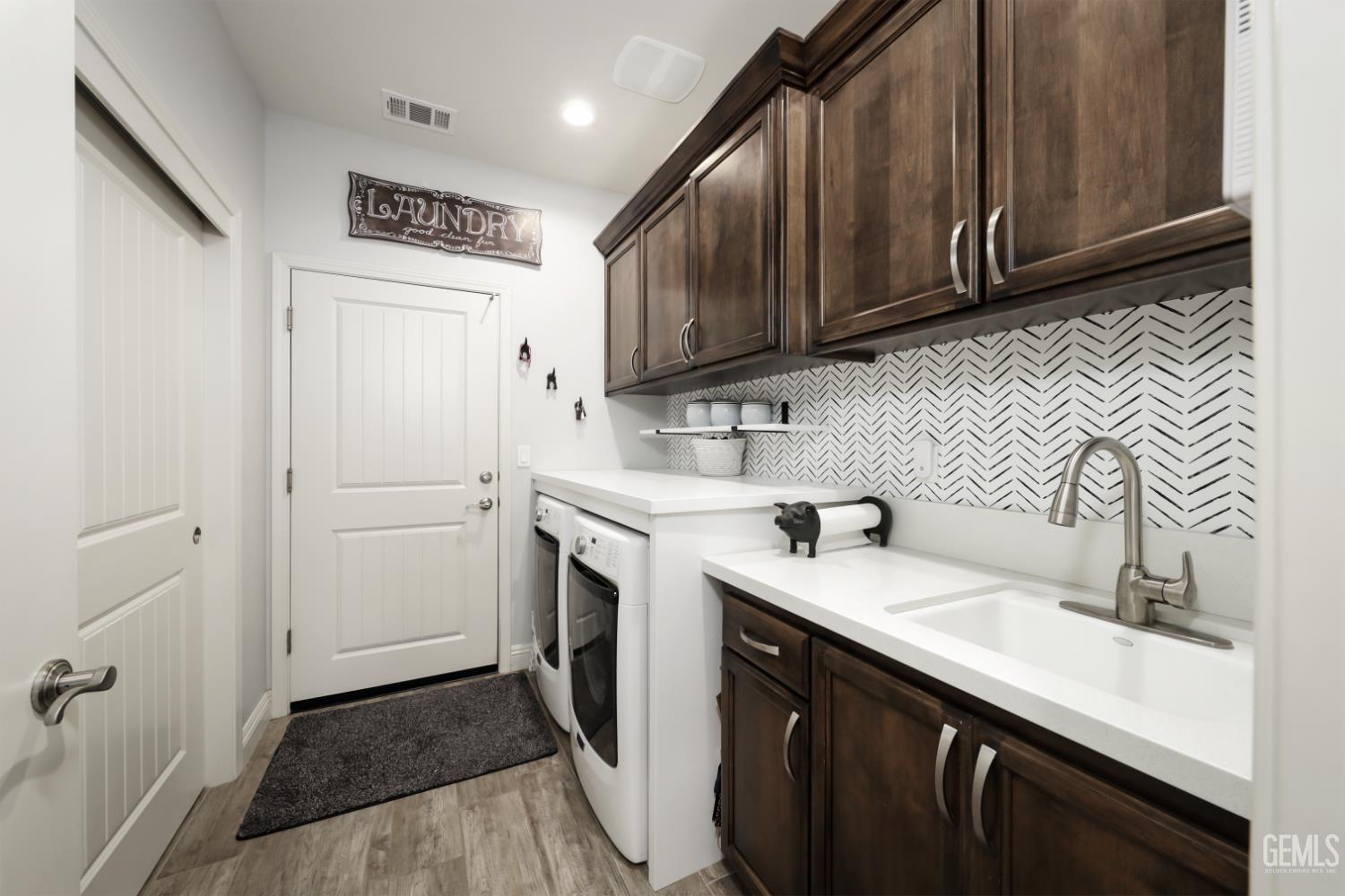16610 Northfield Way — photo 30
