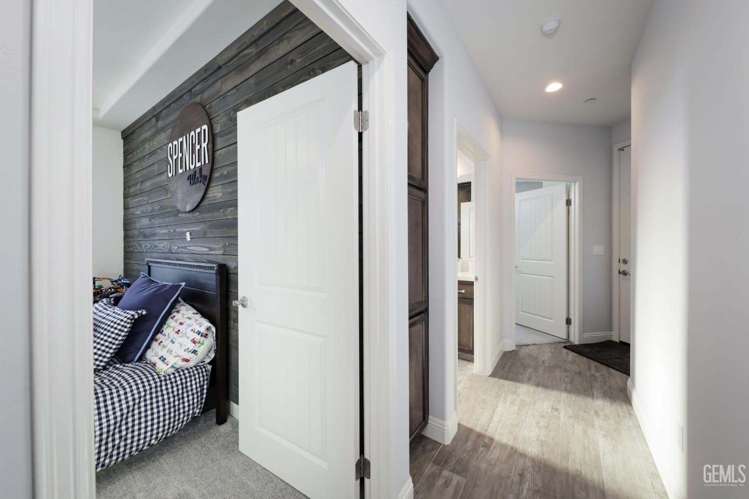 16610 Northfield Way — photo 25