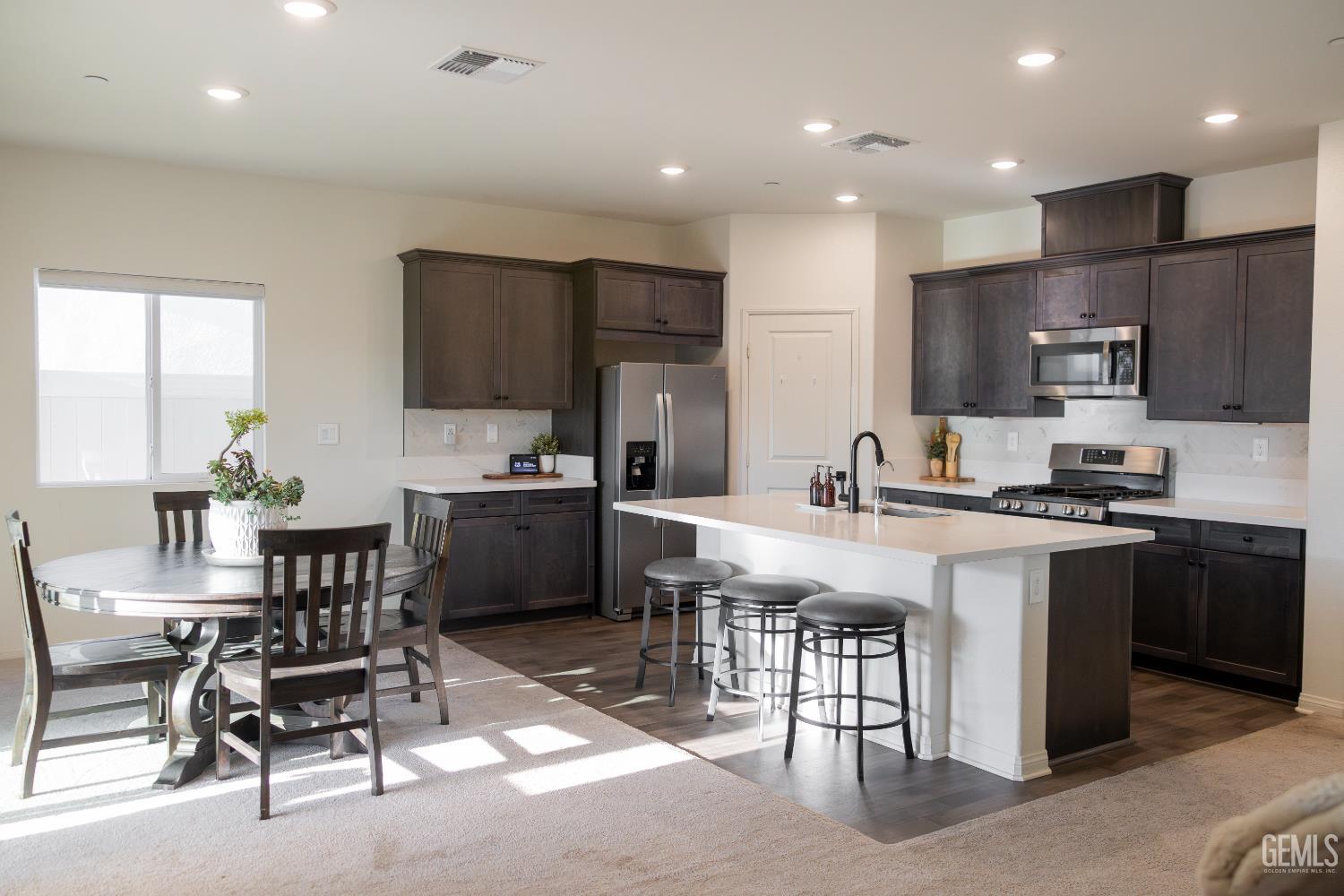 7418 Koyuk River Street — photo 15