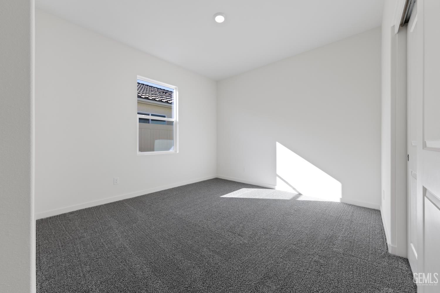 7930 Blueberry Avenue — photo 8