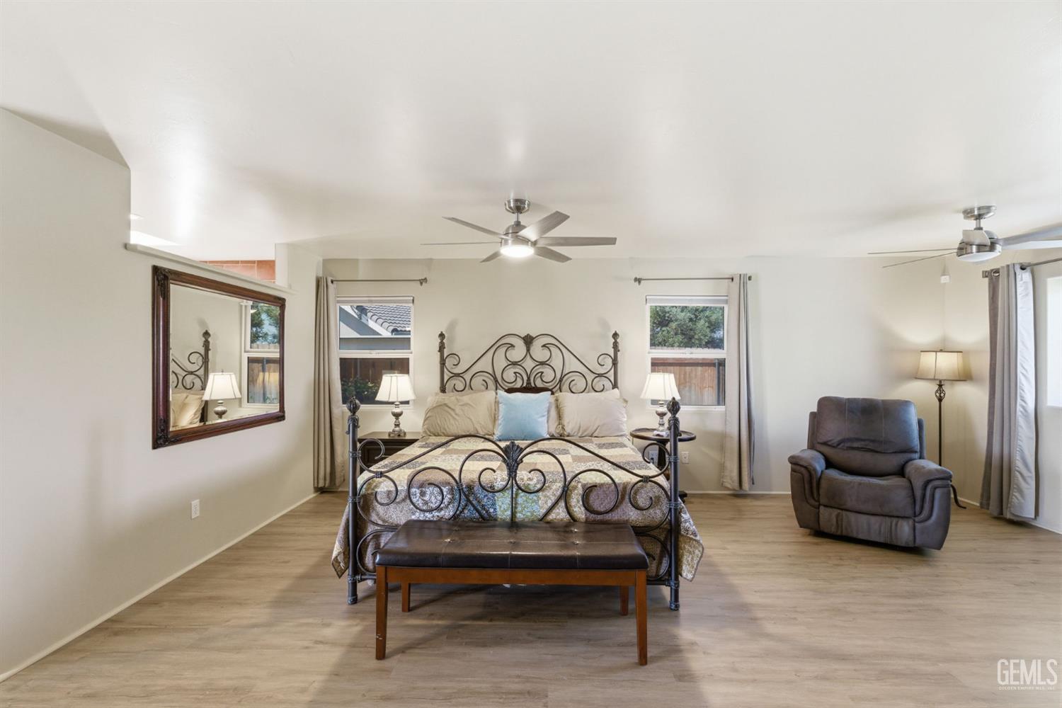 5056 N Hills Drive — photo 46