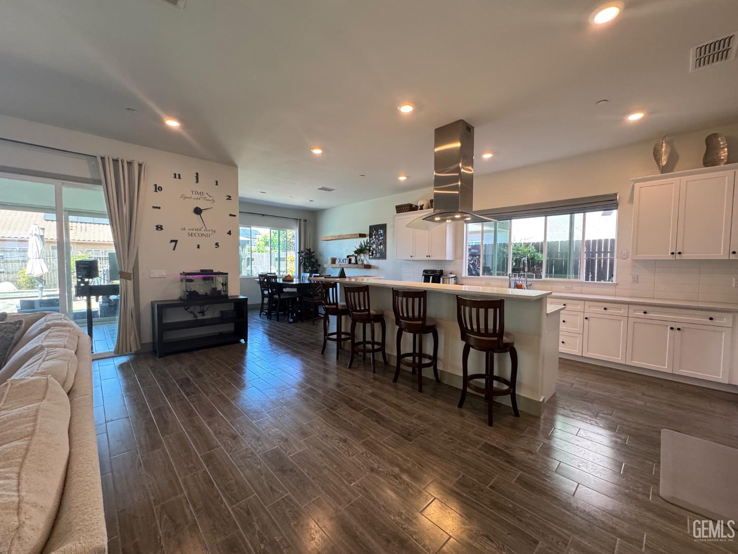 5902 Ocean Jasper Drive — photo 8