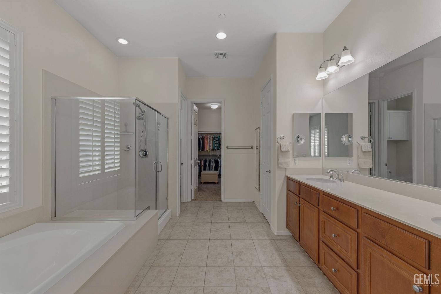6409 Dover Place — photo 33