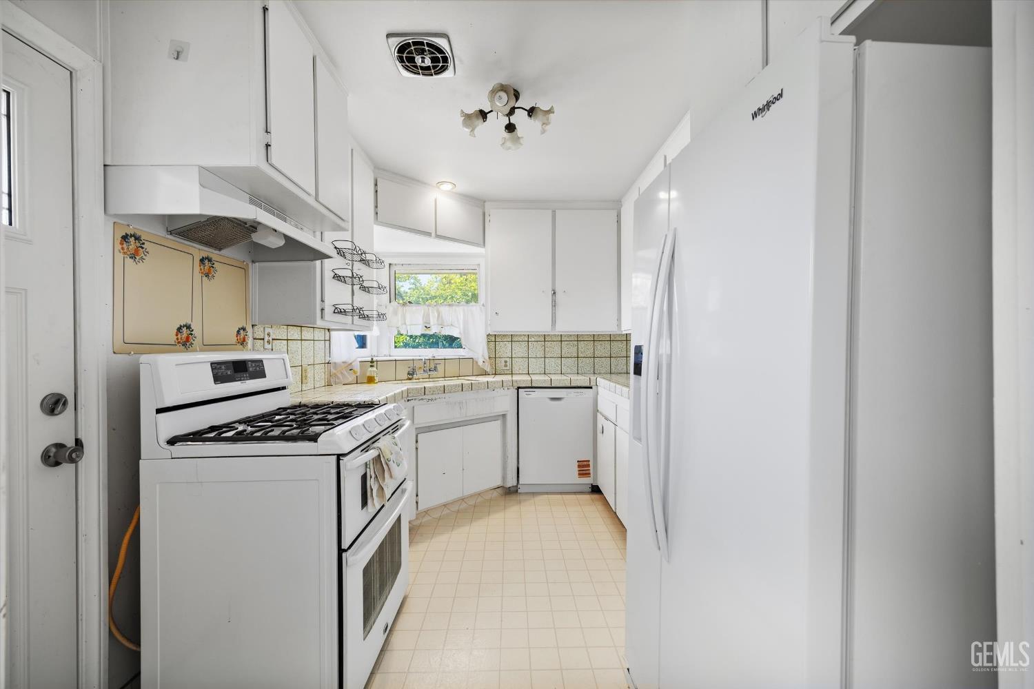 1744 Camino Sierra — photo 28
