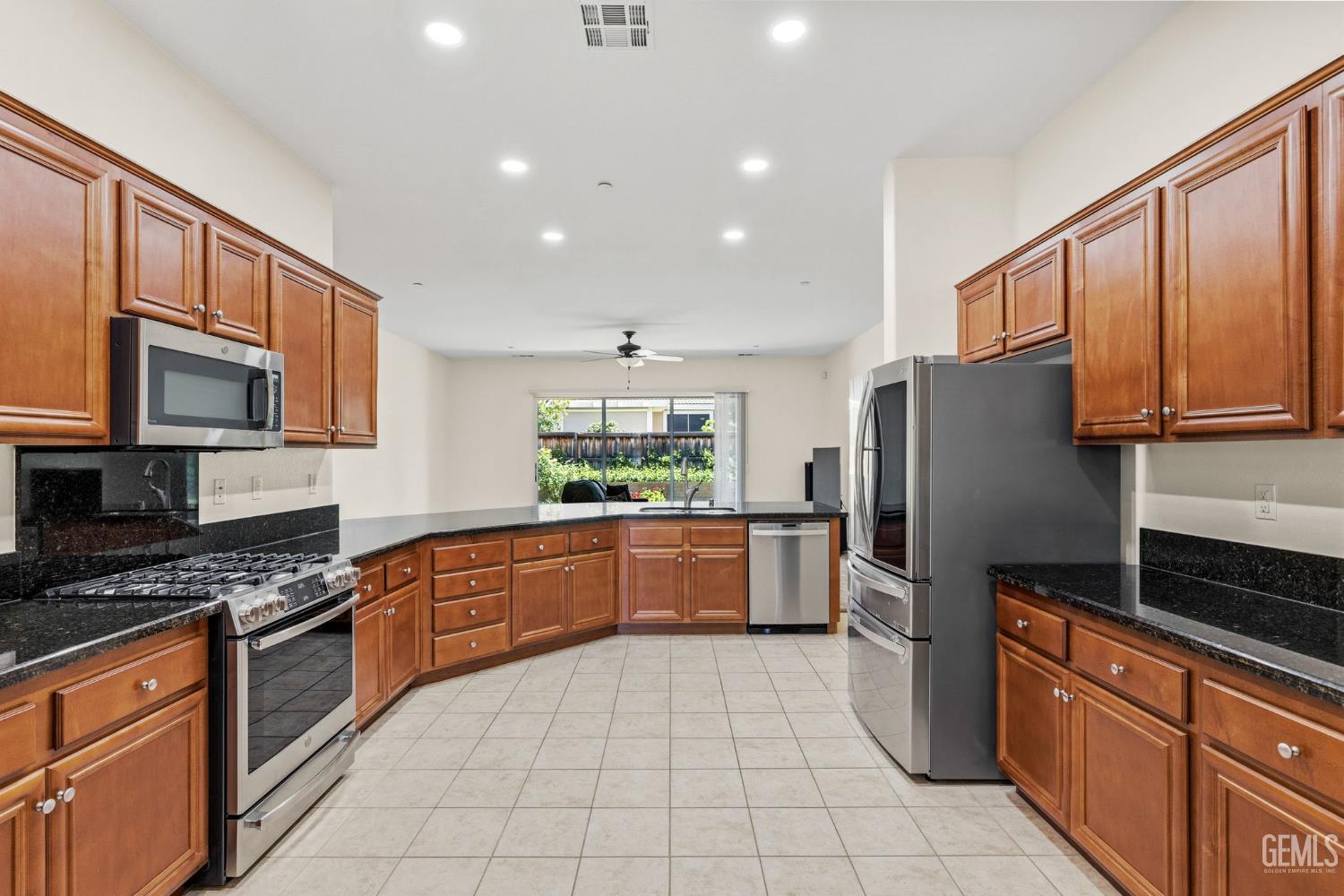 6409 Dover Place — photo 27
