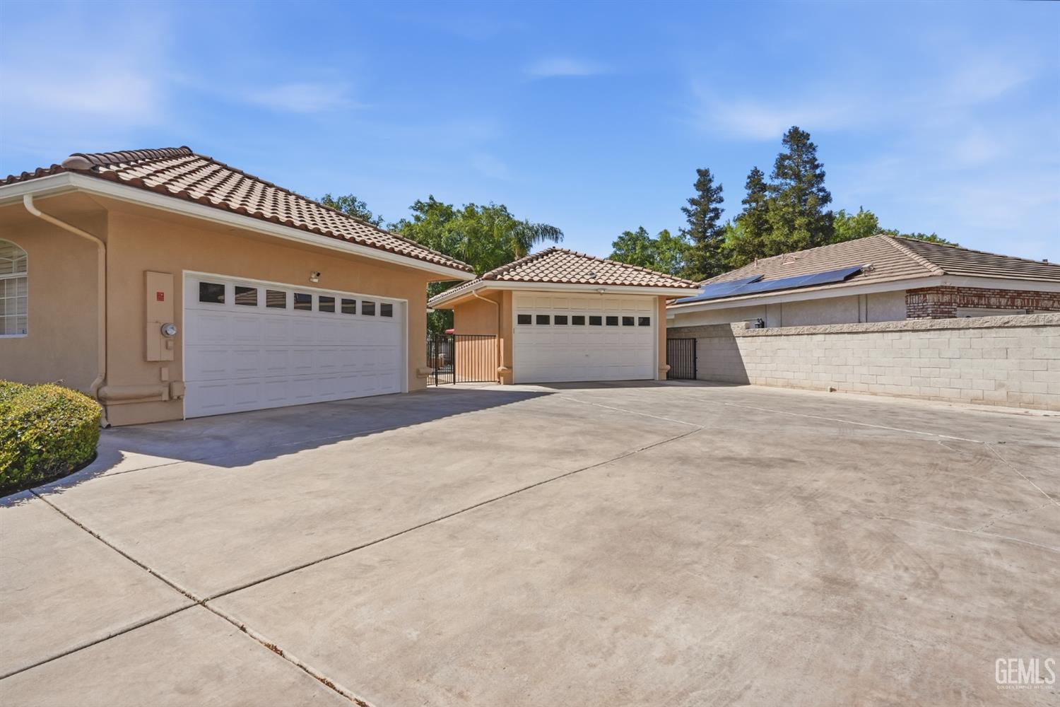 4906 Palisades Circle — photo 34