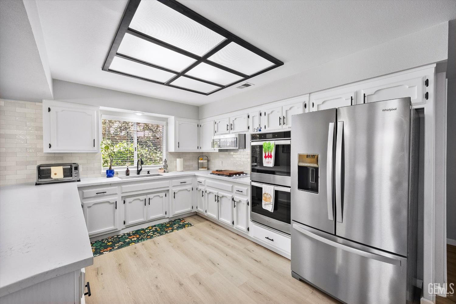 10009 Vanessa Avenue — photo 15