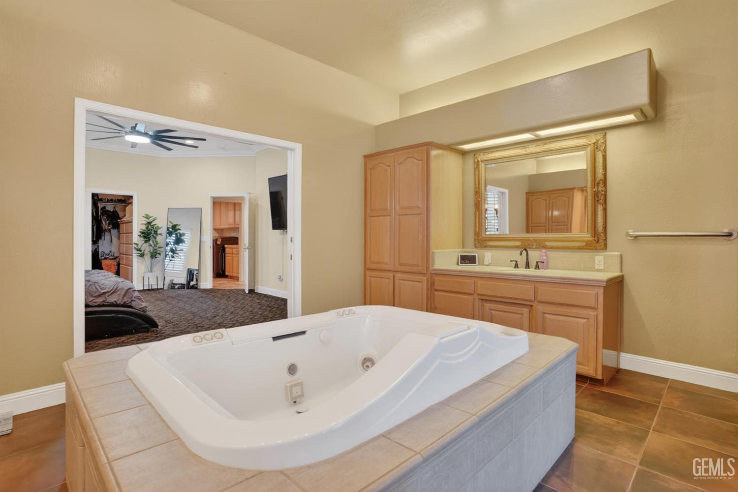 4906 Palisades Circle — photo 22