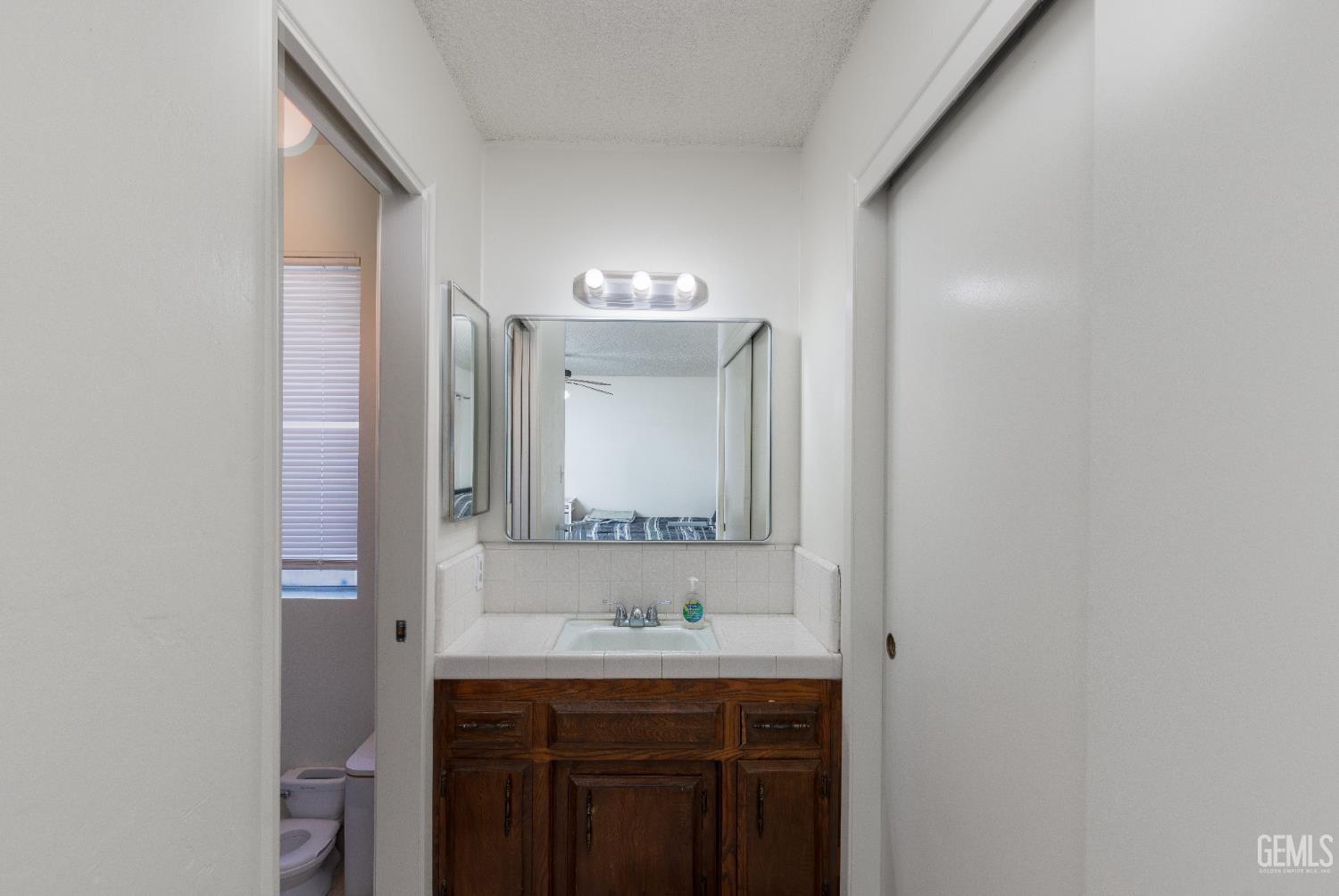 2804 Hempstead Lane — photo 18