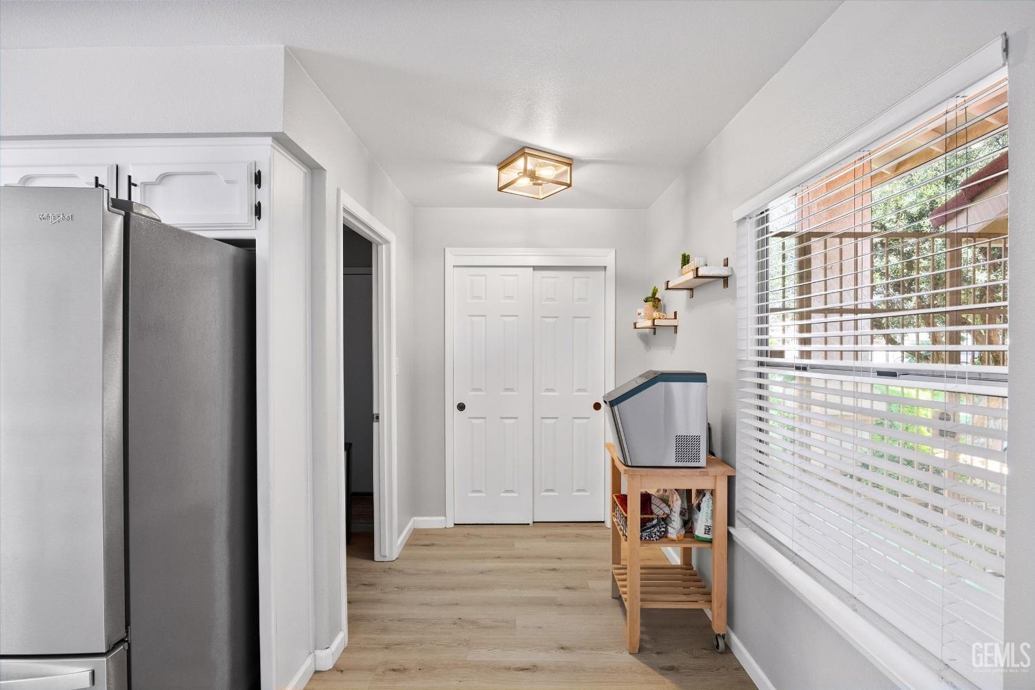 10009 Vanessa Avenue — photo 17