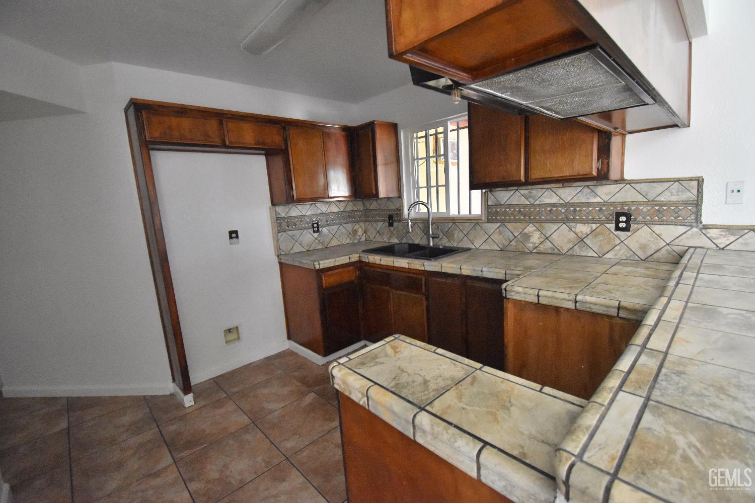 214 Dorrance Street — photo 12